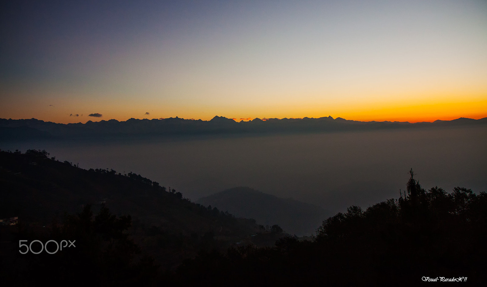 Canon EOS 500D (EOS Rebel T1i / EOS Kiss X3) sample photo. Himalayan skyline ! photography