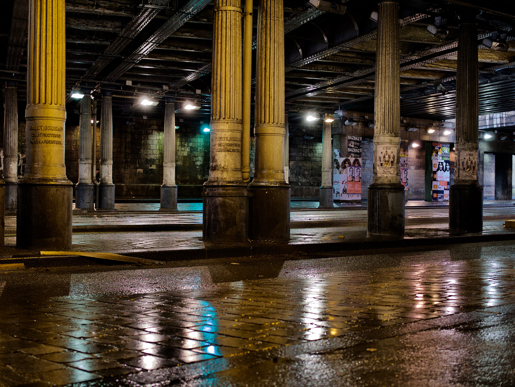 Panasonic Lumix DMC-GX85 (Lumix DMC-GX80 / Lumix DMC-GX7 Mark II) + Panasonic Leica DG Summilux 25mm F1.4 II ASPH sample photo. Ages merger photography