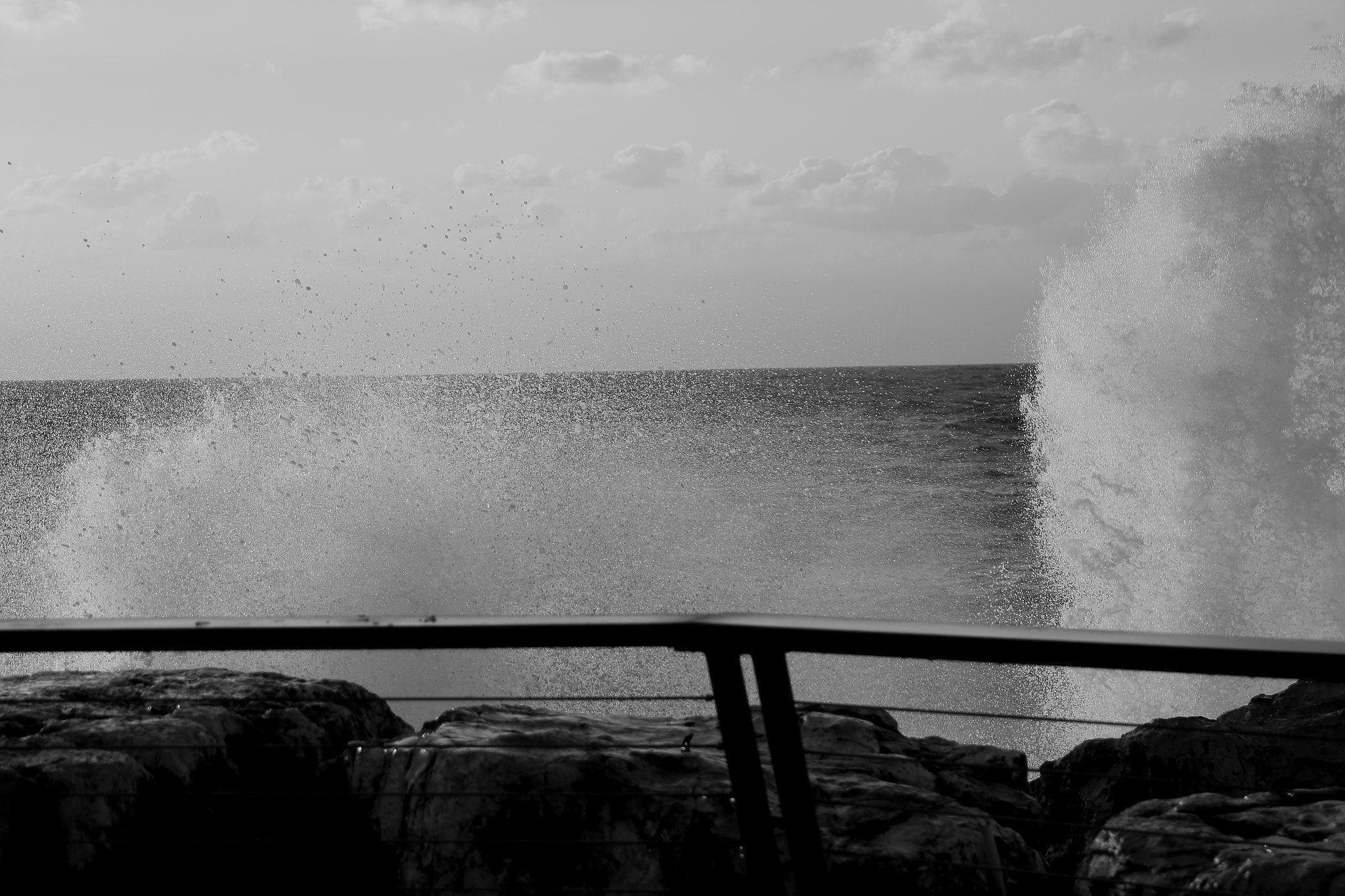 Canon EOS 1200D (EOS Rebel T5 / EOS Kiss X70 / EOS Hi) sample photo. Water wall photography
