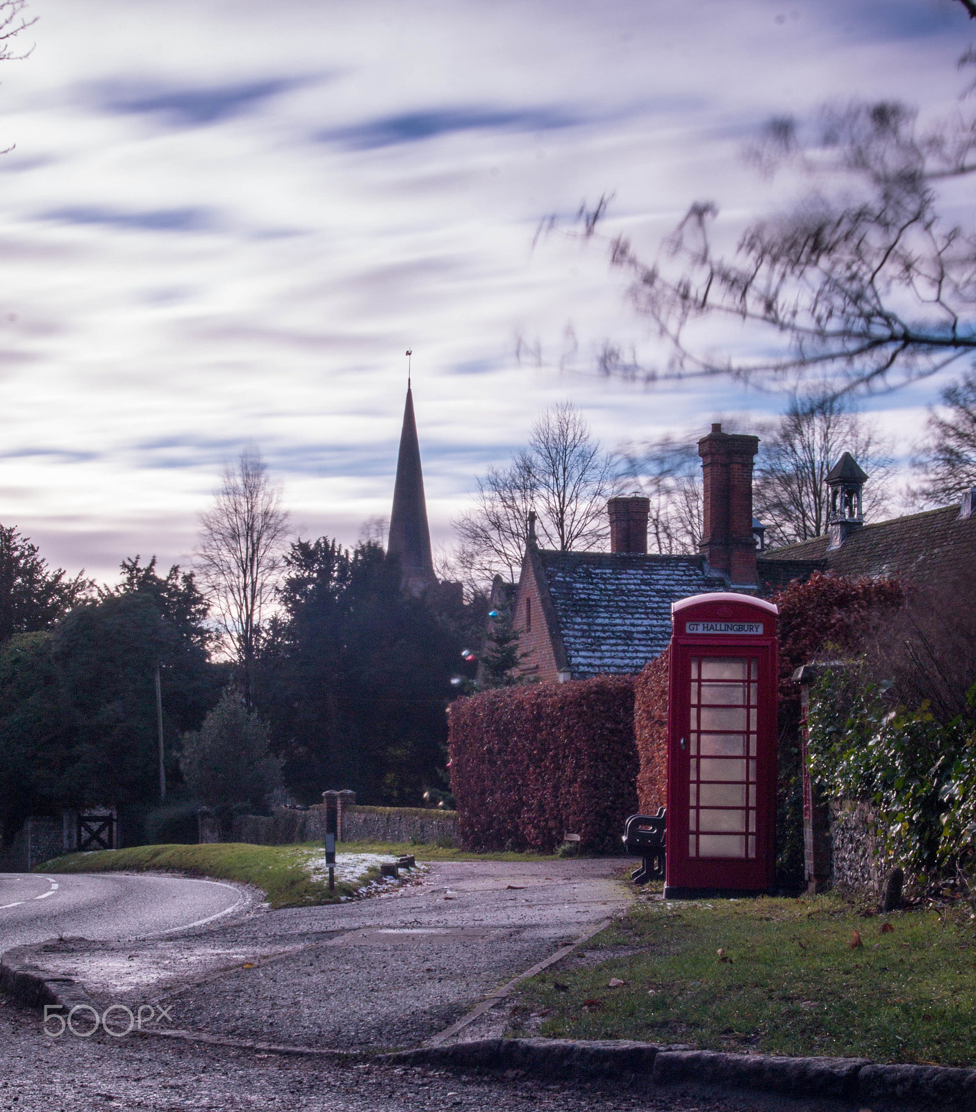 Sigma 17-35mm f/2.8-4 EX DG Aspherical HSM sample photo. Village phone box photography