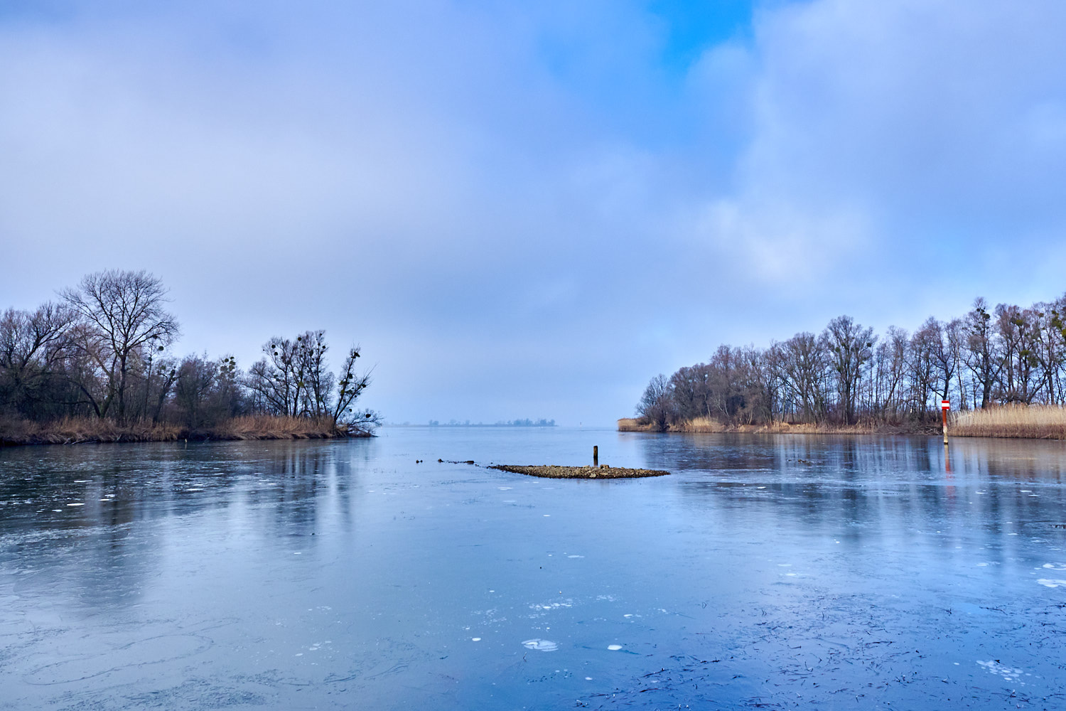 Olympus OM-D E-M1 sample photo. Tiny island photography