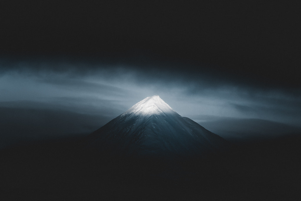 The Peak. by Benjamin Hardman on 500px.com