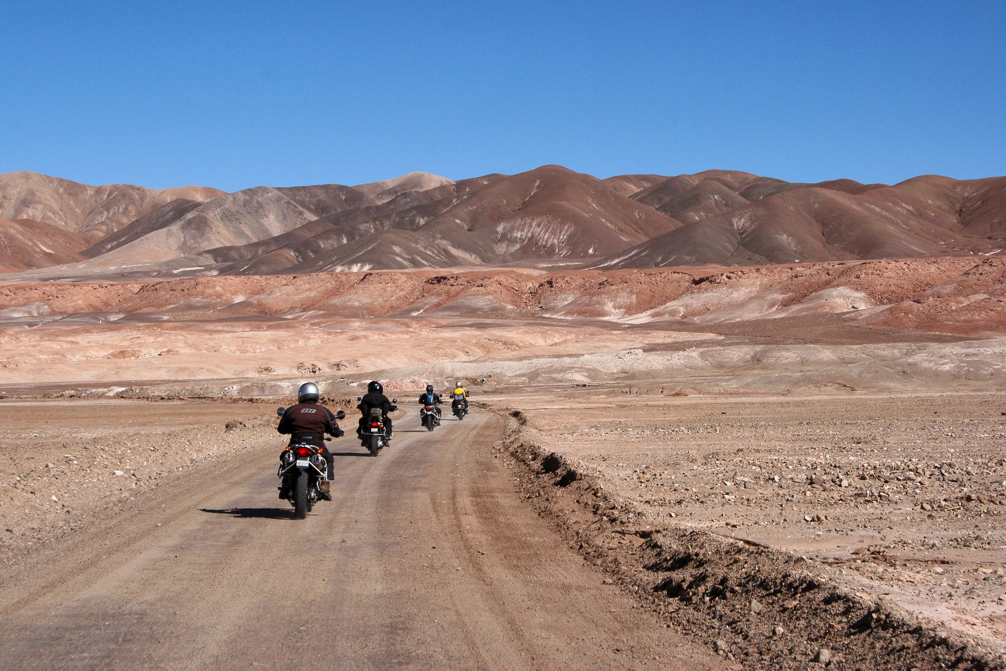 Canon EOS 400D (EOS Digital Rebel XTi / EOS Kiss Digital X) sample photo. Riding through the atacama desert and its salt planes, what a joy! photography