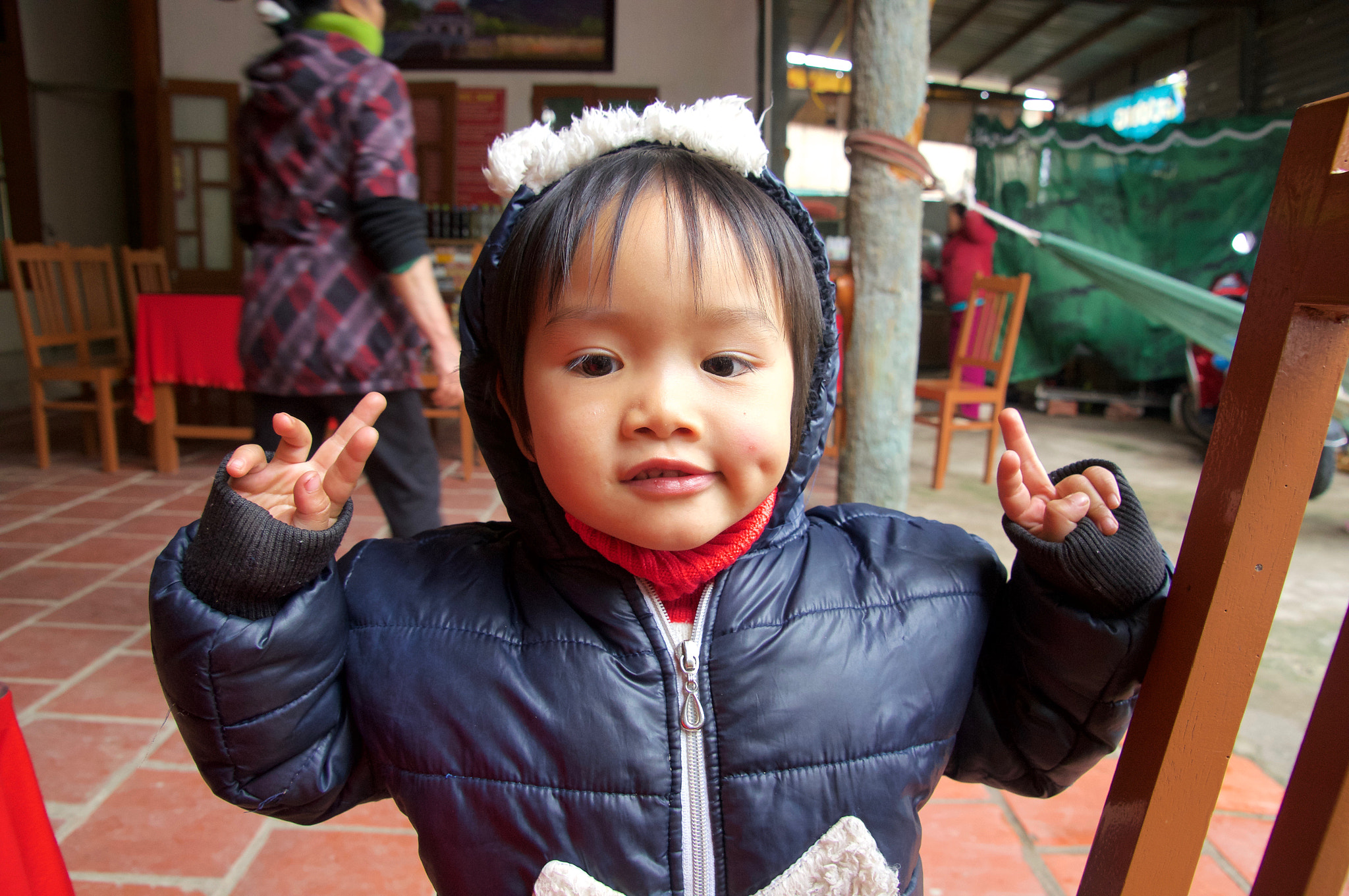 Sony DT 16-105mm F3.5-5.6 sample photo. New friend photography