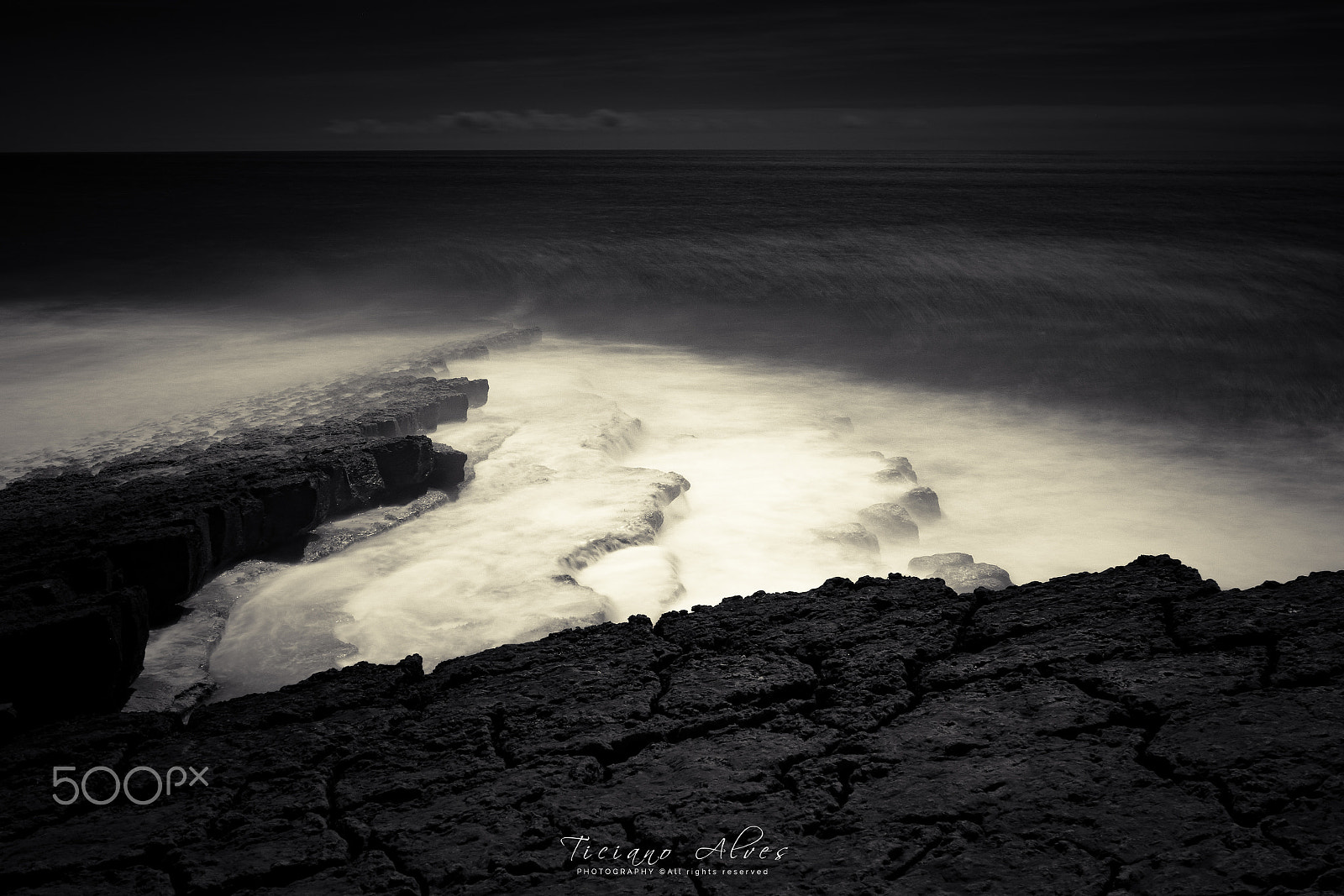 Canon EF-S 18-55mm F3.5-5.6 III sample photo. Rocks and waves photography
