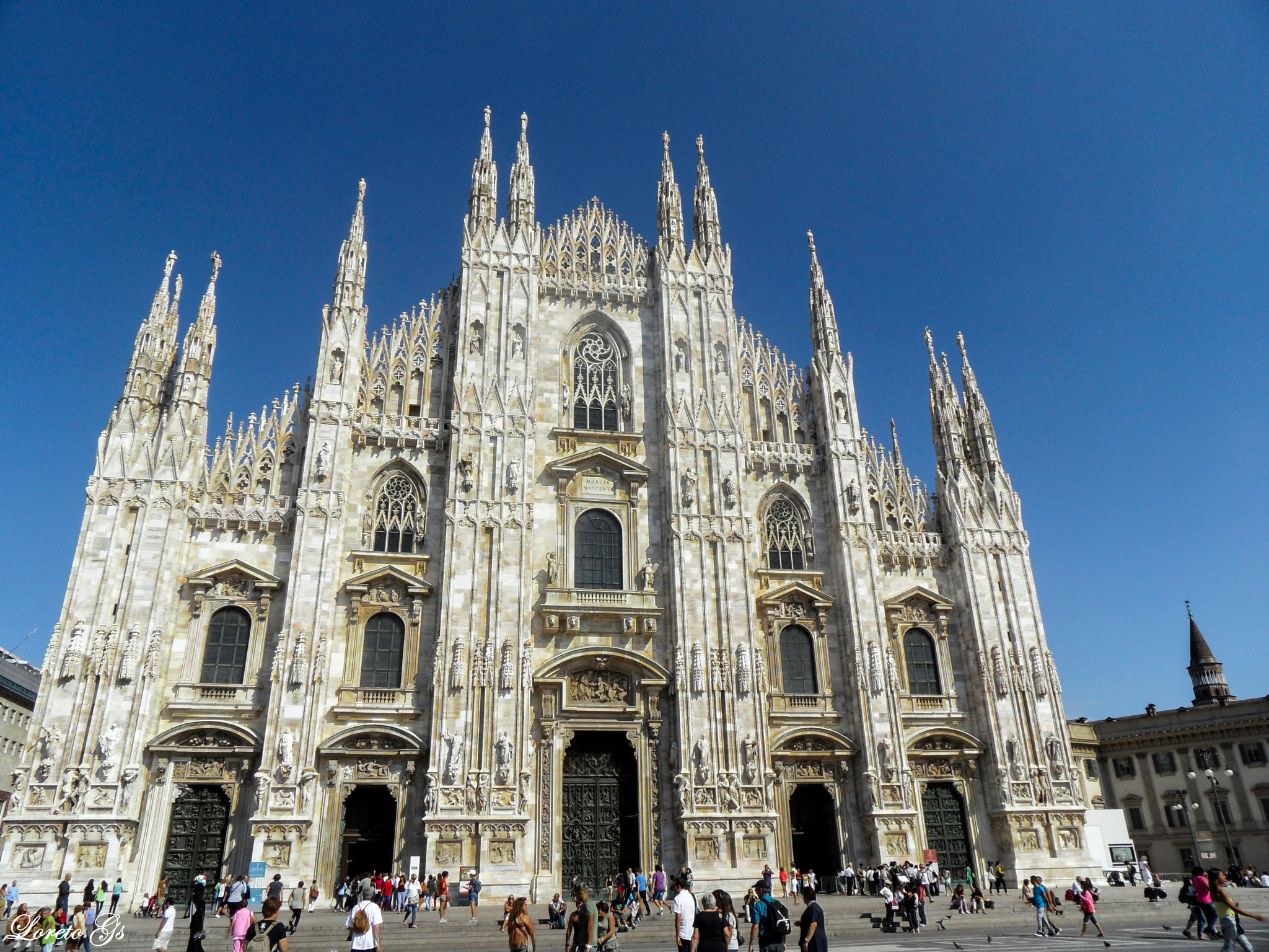 Samsung WB600 / VLUU WB600 /  WB610 sample photo. Milan photography