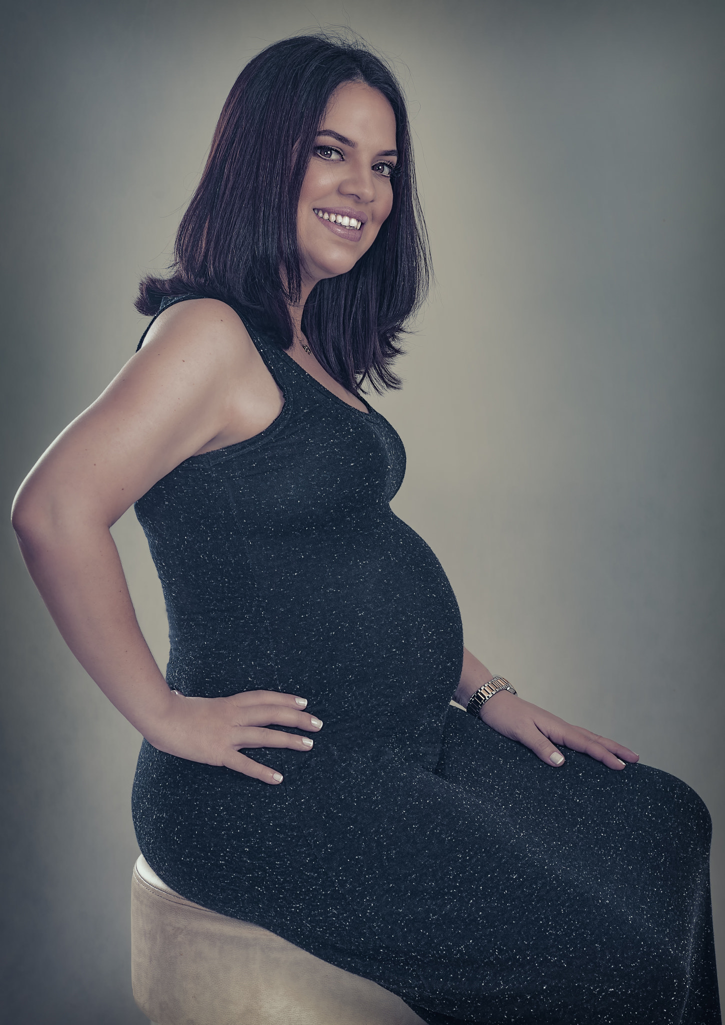 ZEISS Planar T* 85mm F1.4 sample photo. Pregnant woman ii photography