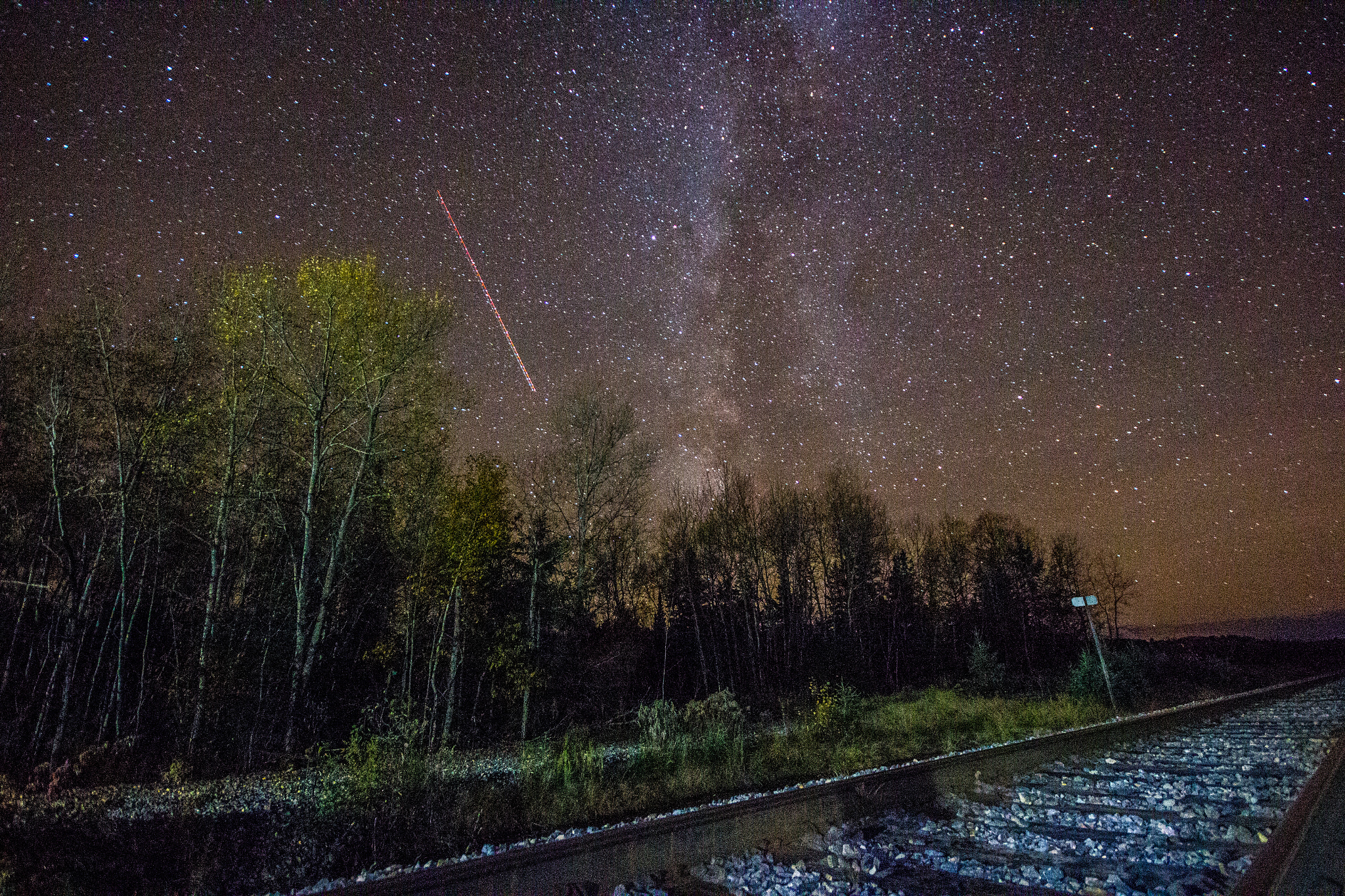 Sigma 10-20mm F4-5.6 EX DC HSM sample photo. Stars and tracks photography