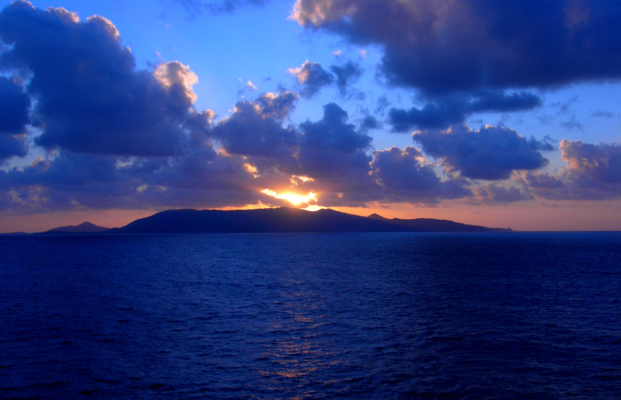 Nikon E7600 sample photo. Asinara al tramonto photography