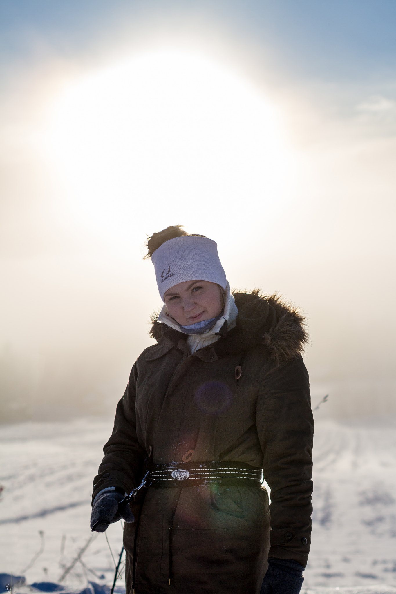 Sigma 50mm F1.4 EX DG HSM sample photo. Beautiful girl in the norwegian winter fog photography