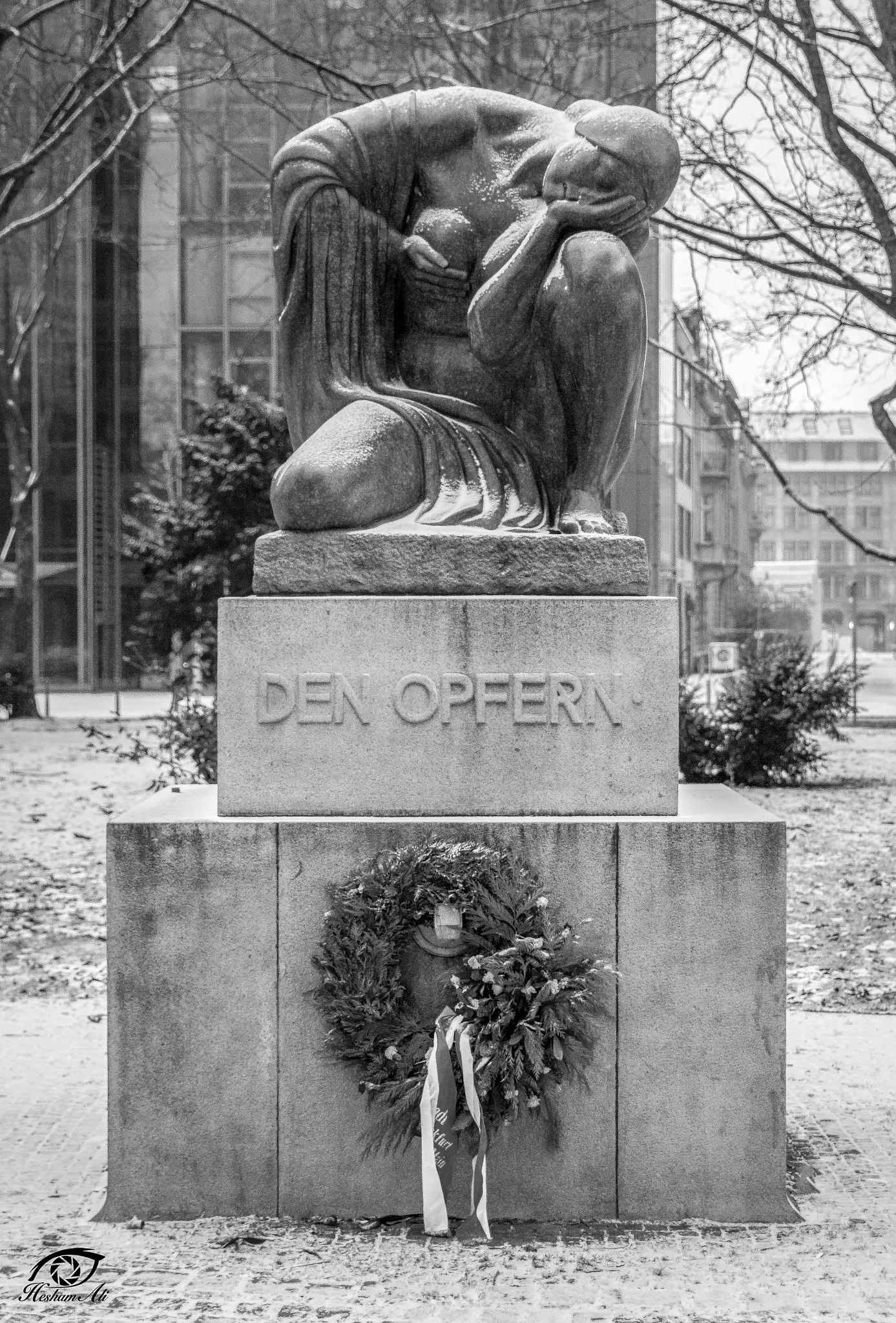 Canon EF 24-70mm F2.8L II USM sample photo. The memorial of den opfern photography