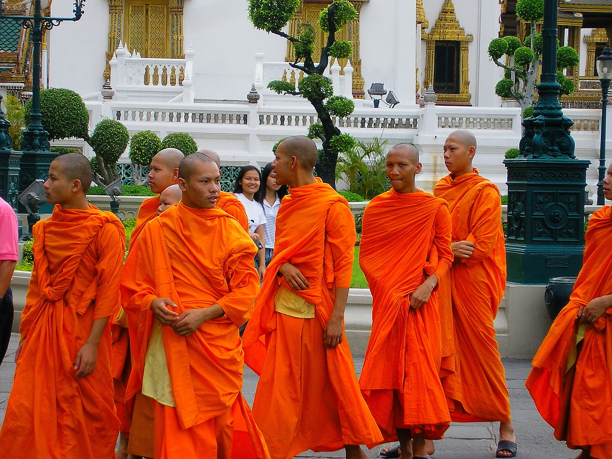 Olympus X100,D540Z,C310Z sample photo. Buddha monks at bangkok photography