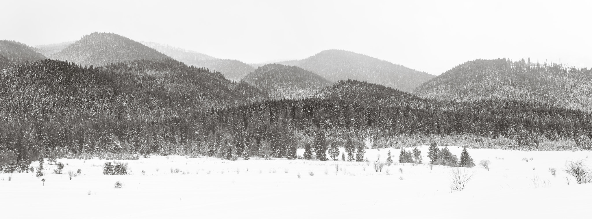 Nikon D7000 + AF Nikkor 50mm f/1.8 sample photo. Rila mountain in winter photography