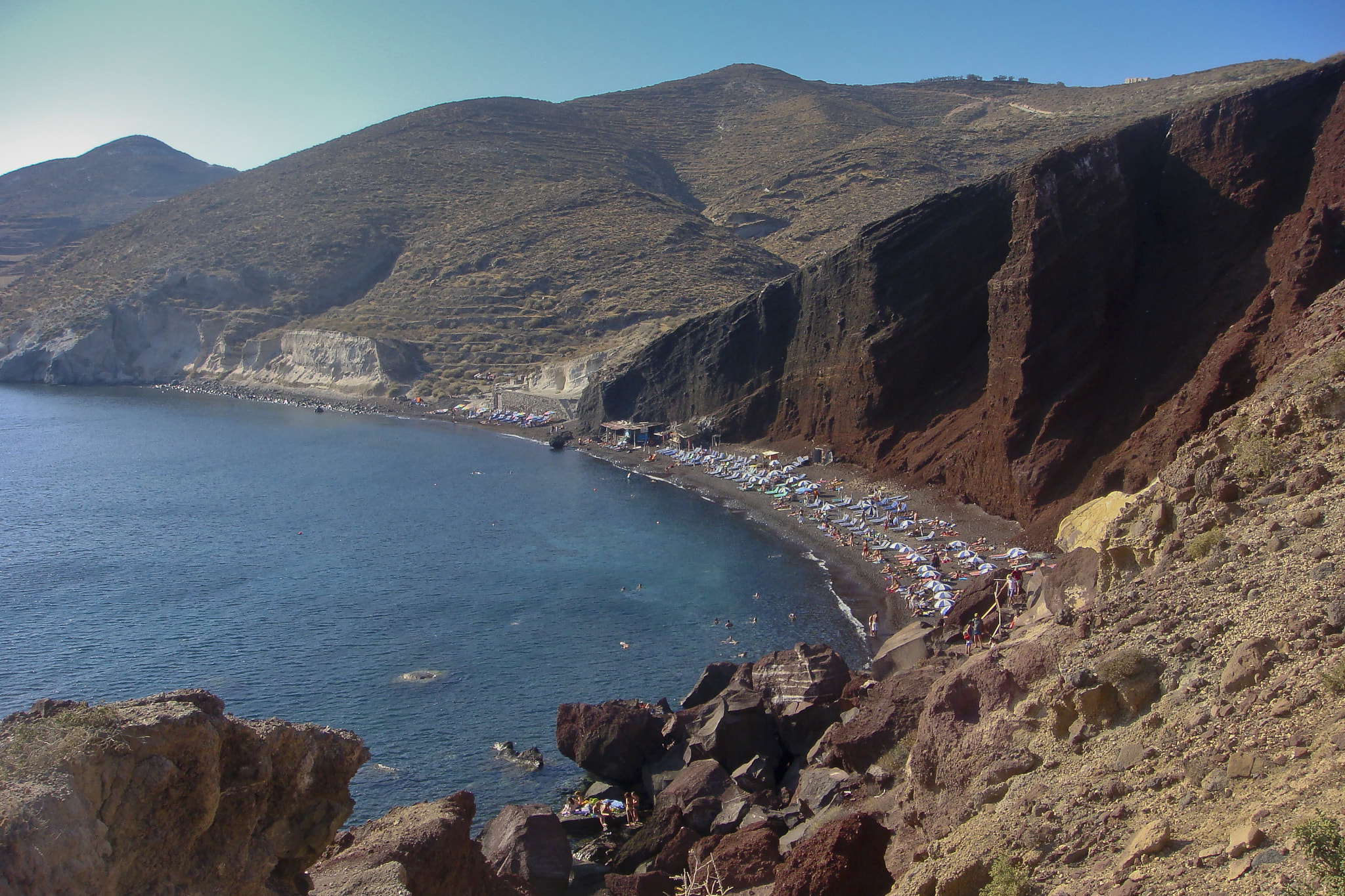 Sony DSC-T200 sample photo. Red beach photography