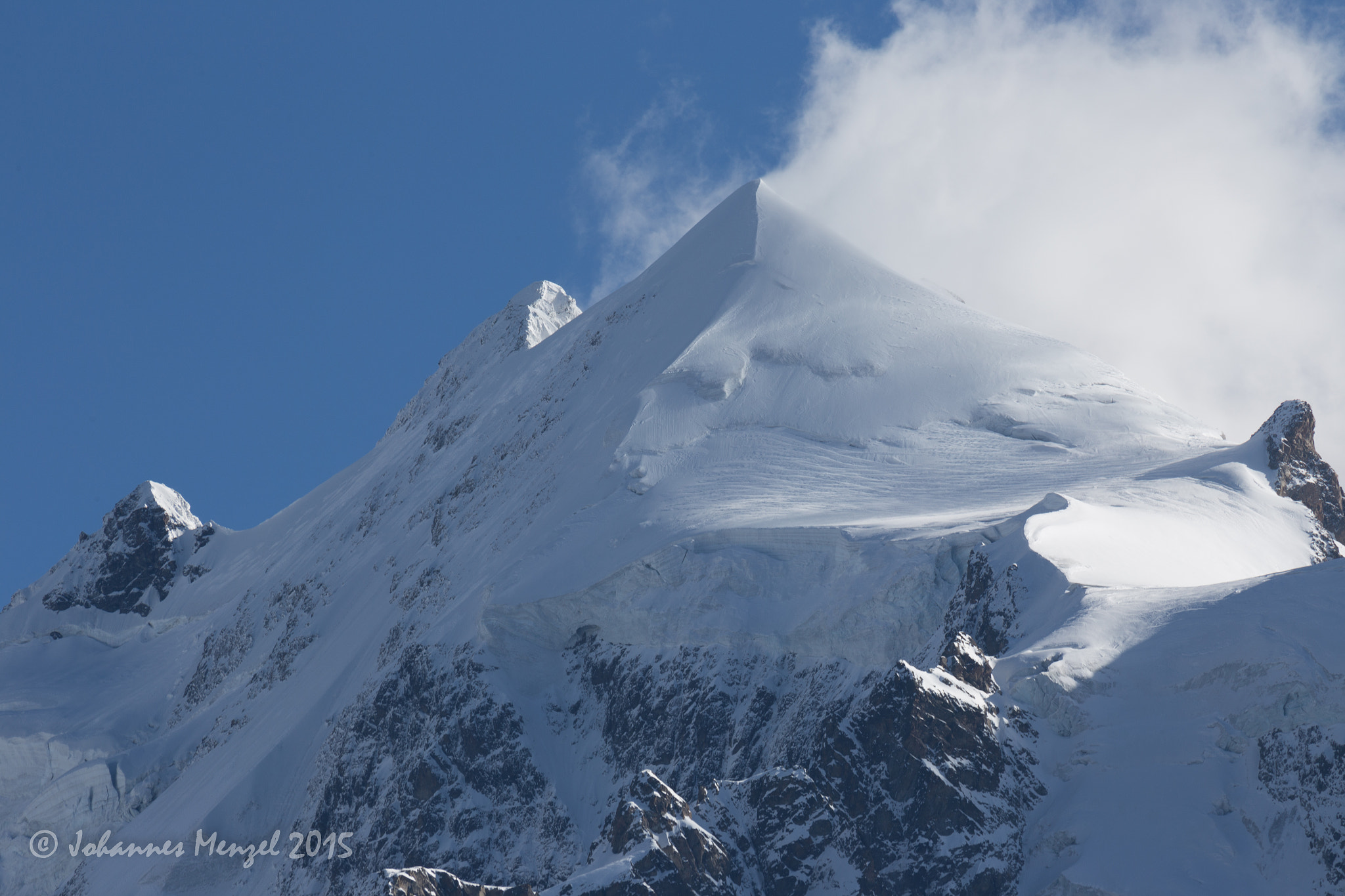 Tamron SP 35mm F1.8 Di VC USD sample photo. Snow and wind photography