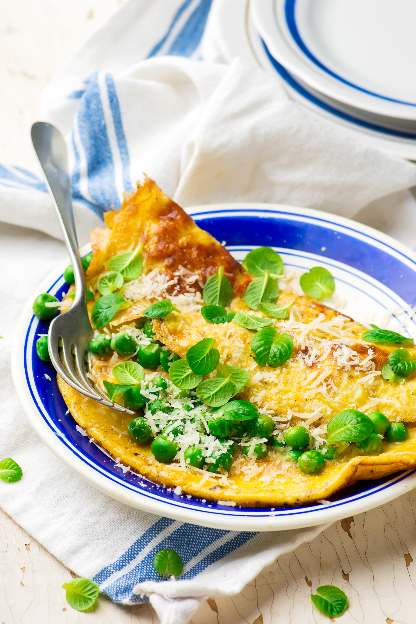 Nikon AF-S Micro-Nikkor 105mm F2.8G IF-ED VR sample photo. Omelet with green peas parmesan and mint photography
