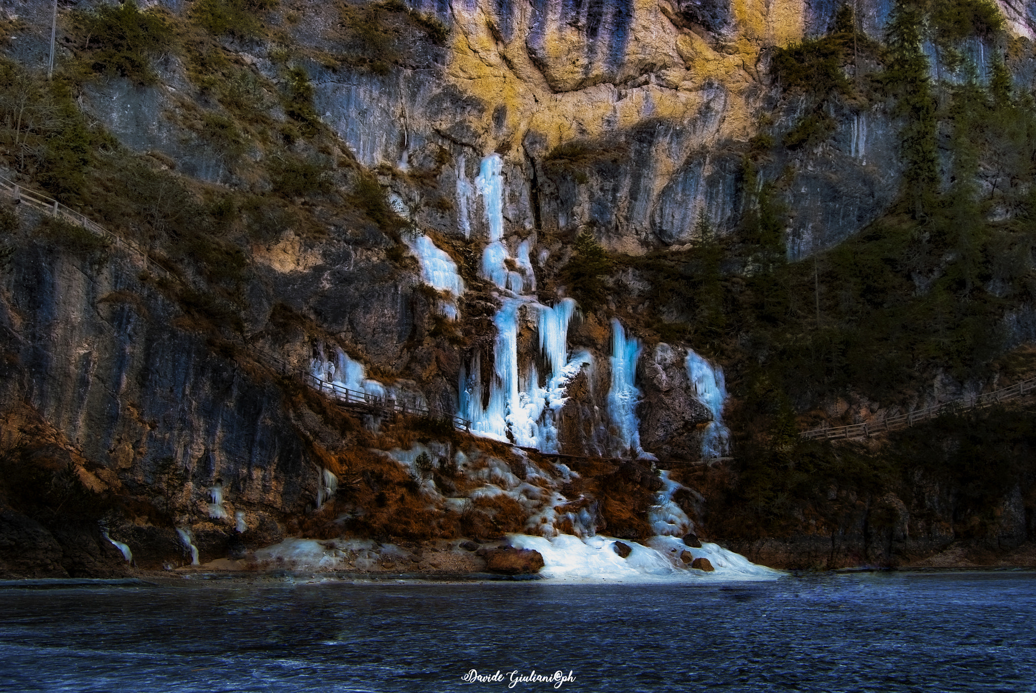 Nikon D80 sample photo. Lago di braies photography