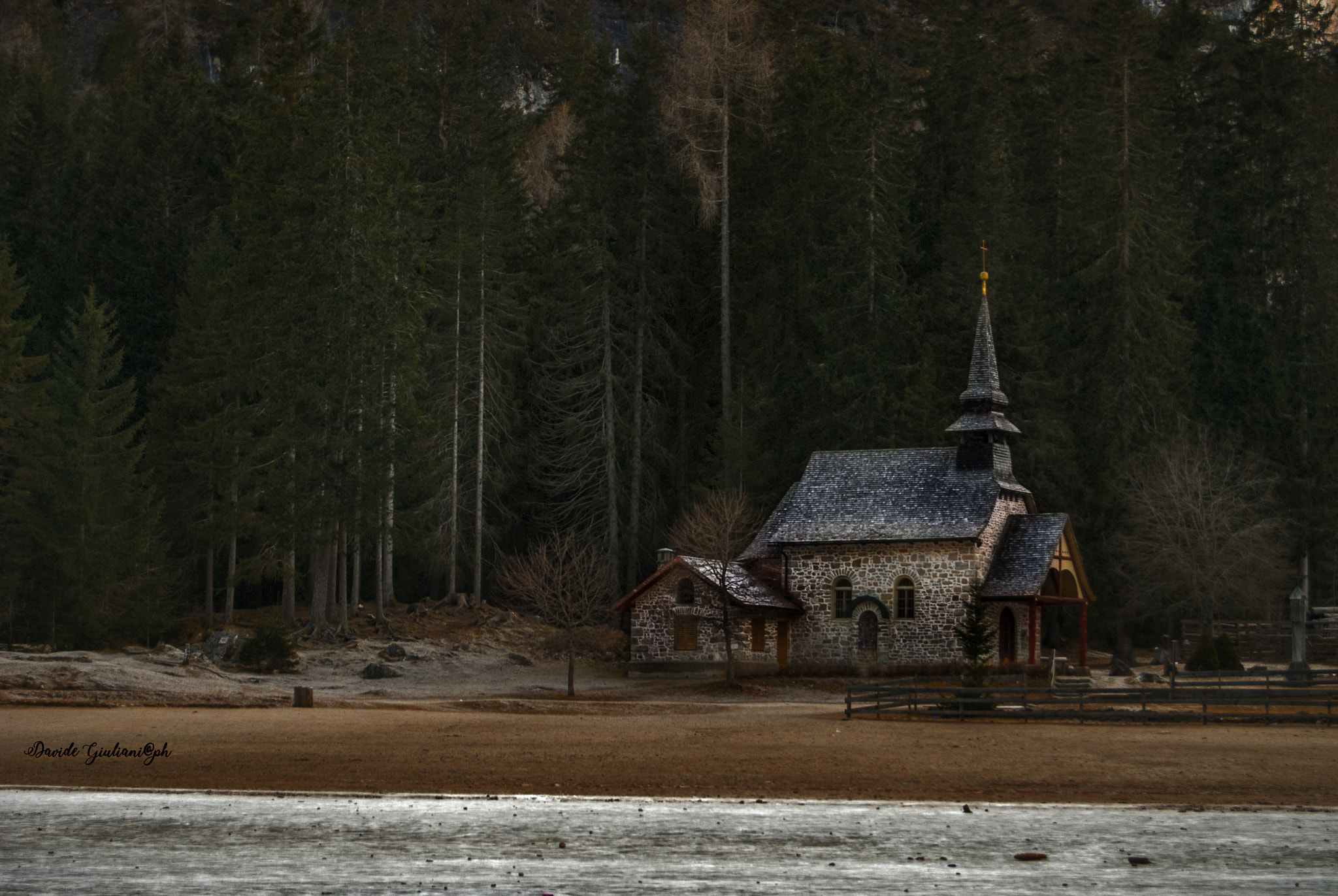 Nikon D80 sample photo. Chiesetta sulle sponde del lago di braies photography