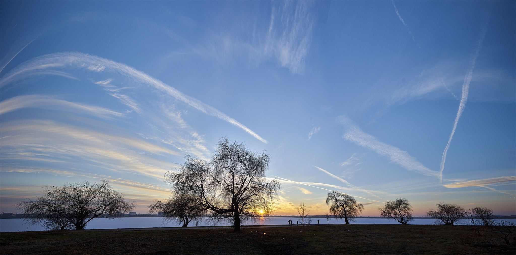 Sony 28mm F2.8 sample photo. Same sundown landscape by mill lake photography