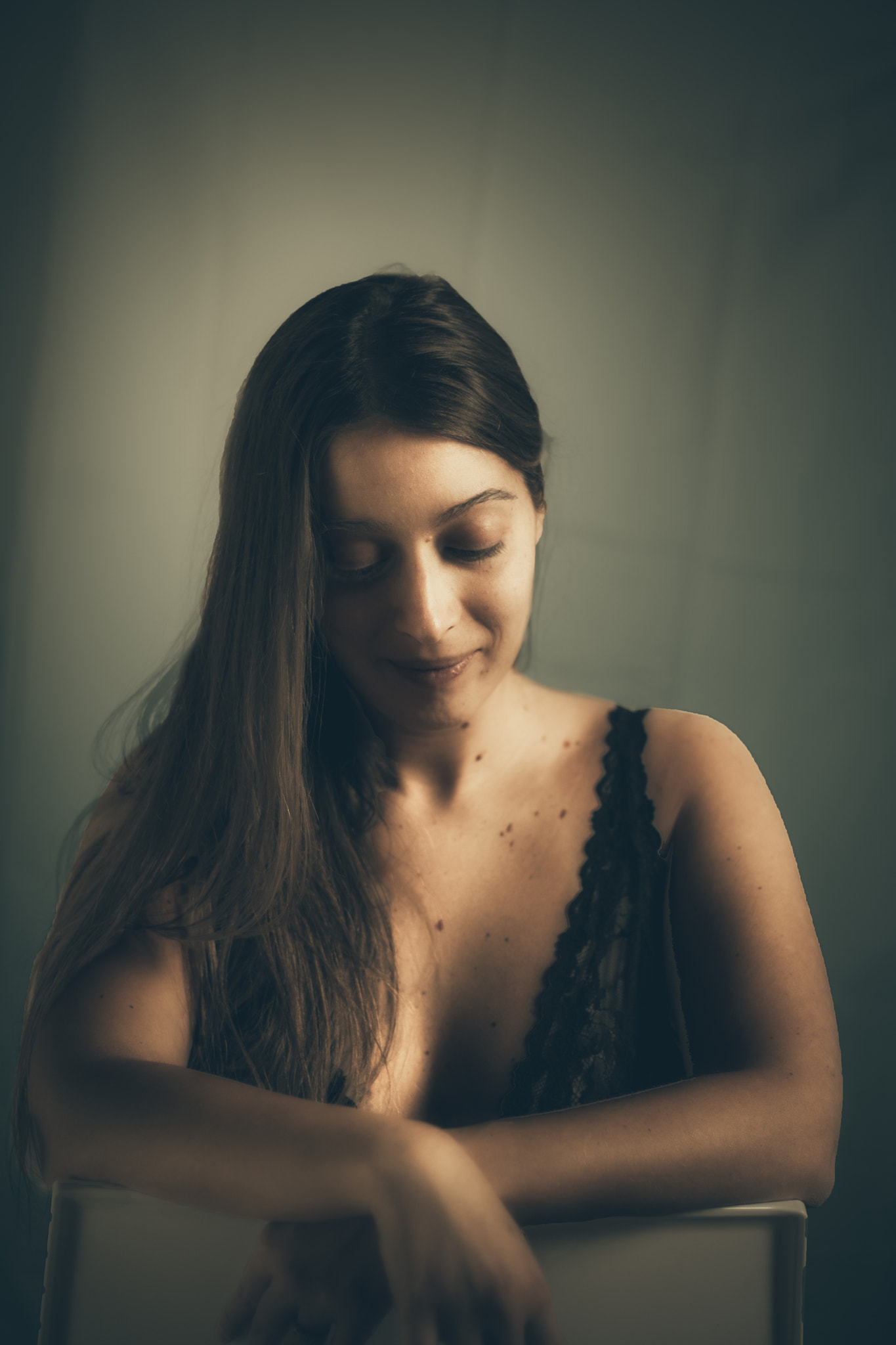 Canon EOS 760D (EOS Rebel T6s / EOS 8000D) + Canon EF 50mm F1.4 USM sample photo. Deep in thought v2 photography