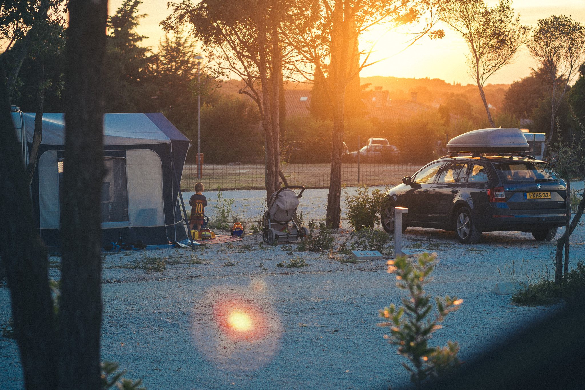 Sony ILCA-77M2 + Sony 50mm F1.4 sample photo. Sunset kid photography