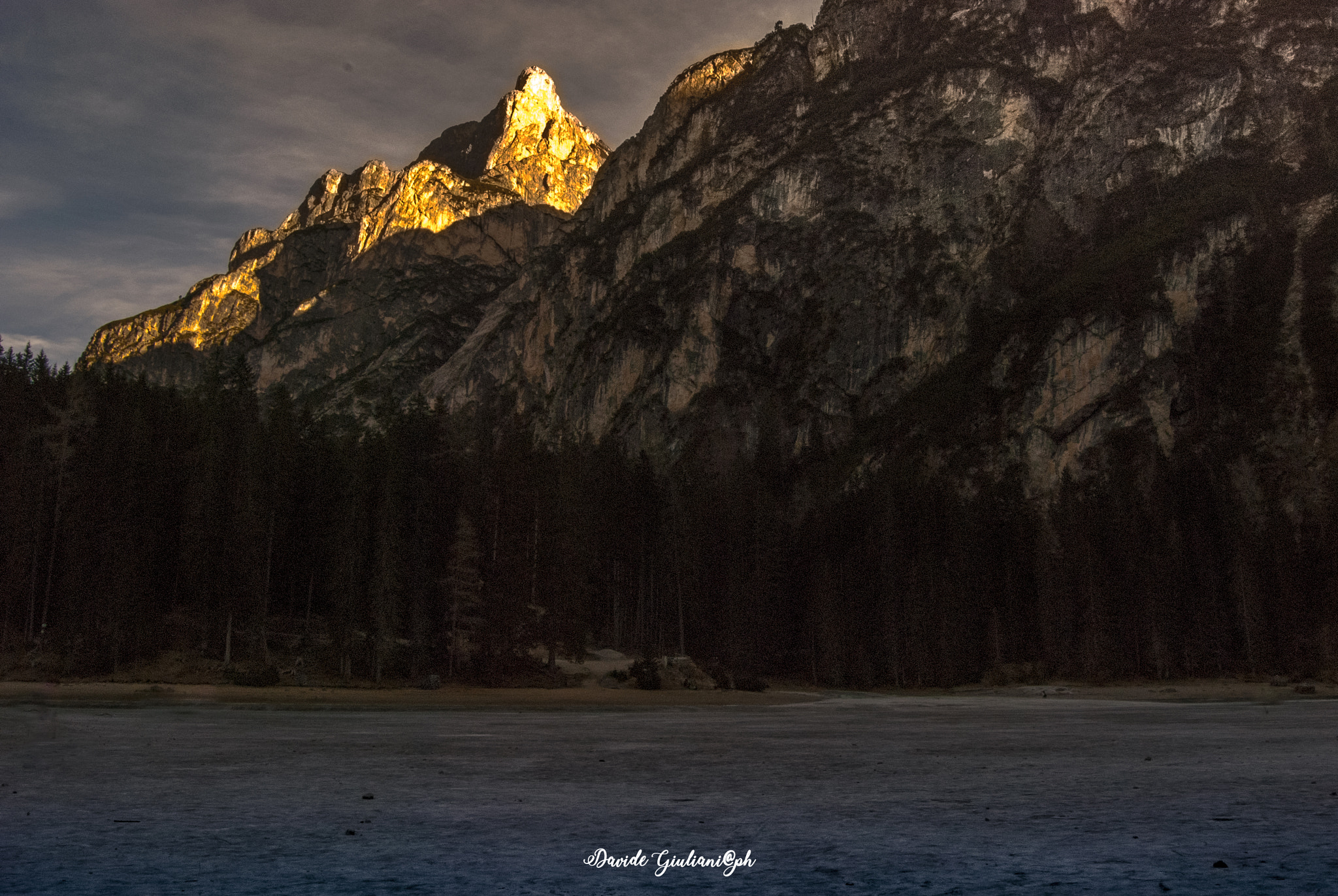 Nikon D80 sample photo. Lago di braies photography