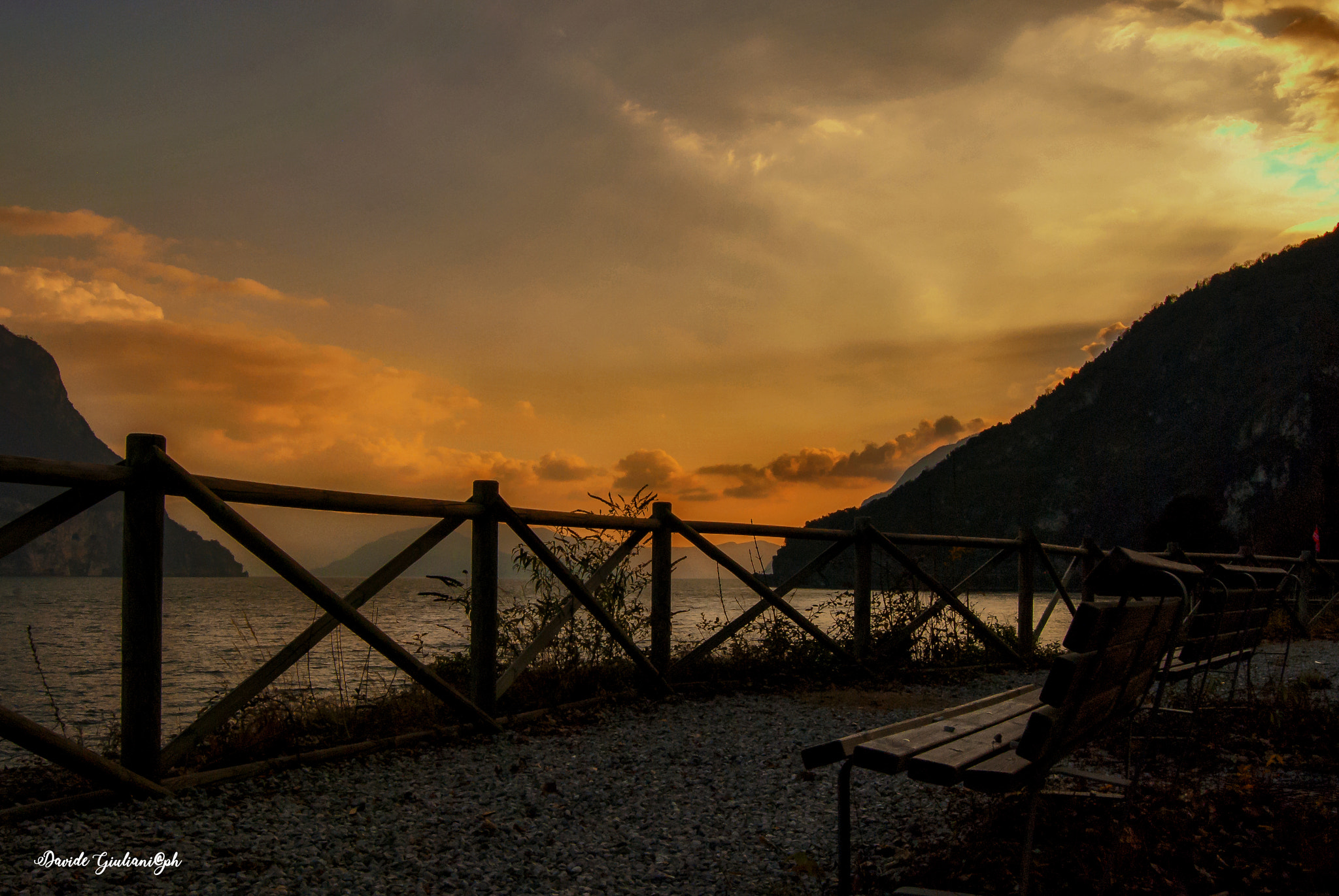 Nikon D80 sample photo. Lago di iseo photography