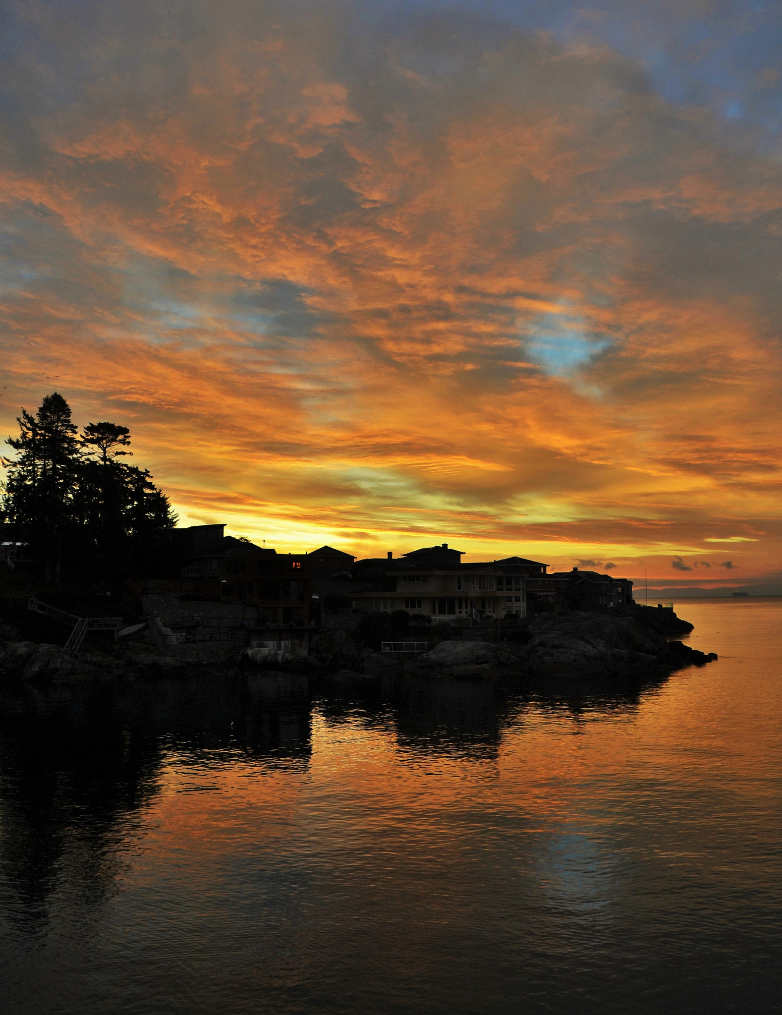 Nikon D3100 + Sigma 17-70mm F2.8-4 DC Macro OS HSM sample photo. Winters morning sunrise over saxepoint park photography