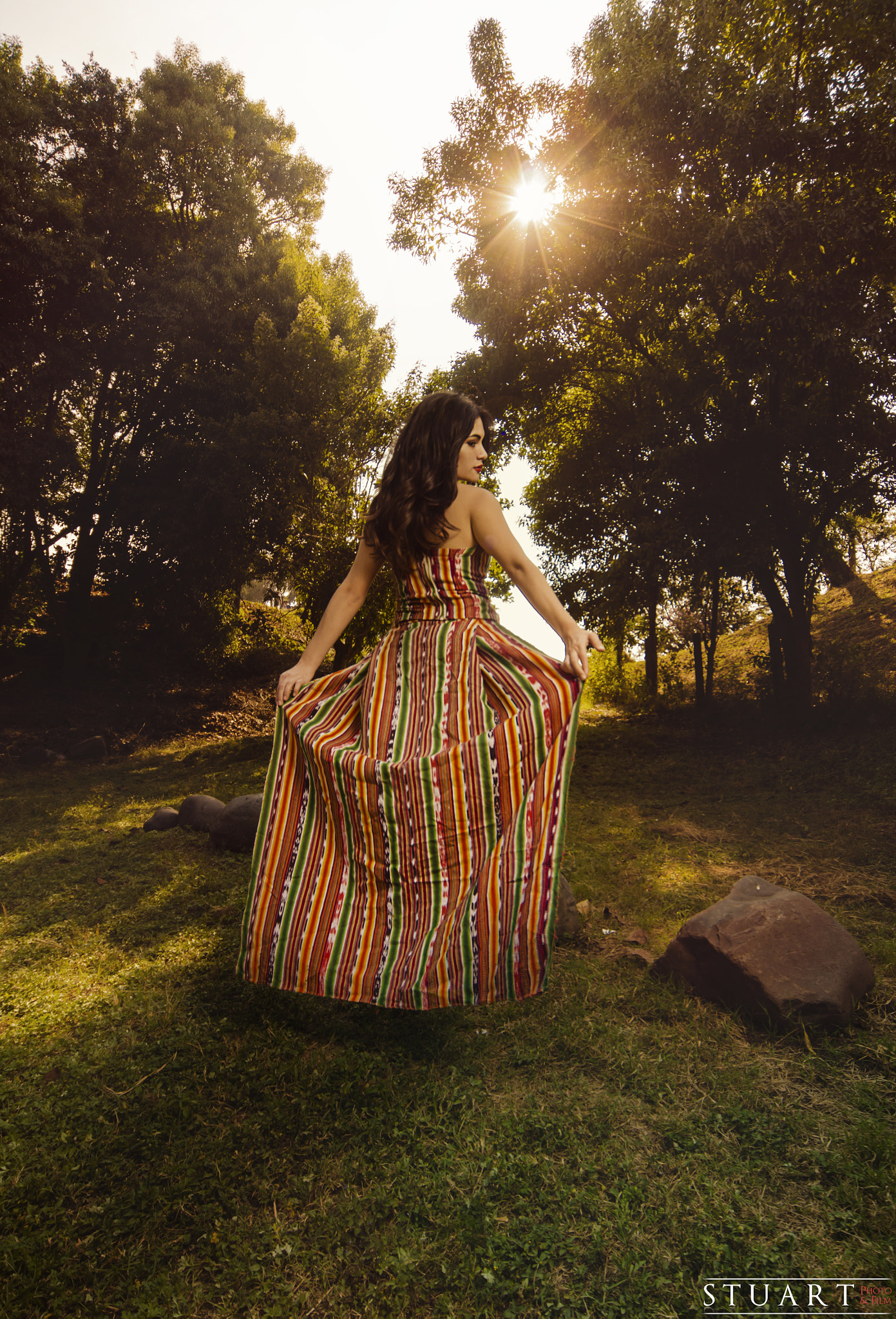 Sigma 12-24mm F4.5-5.6 EX DG Aspherical HSM sample photo. Dress photography