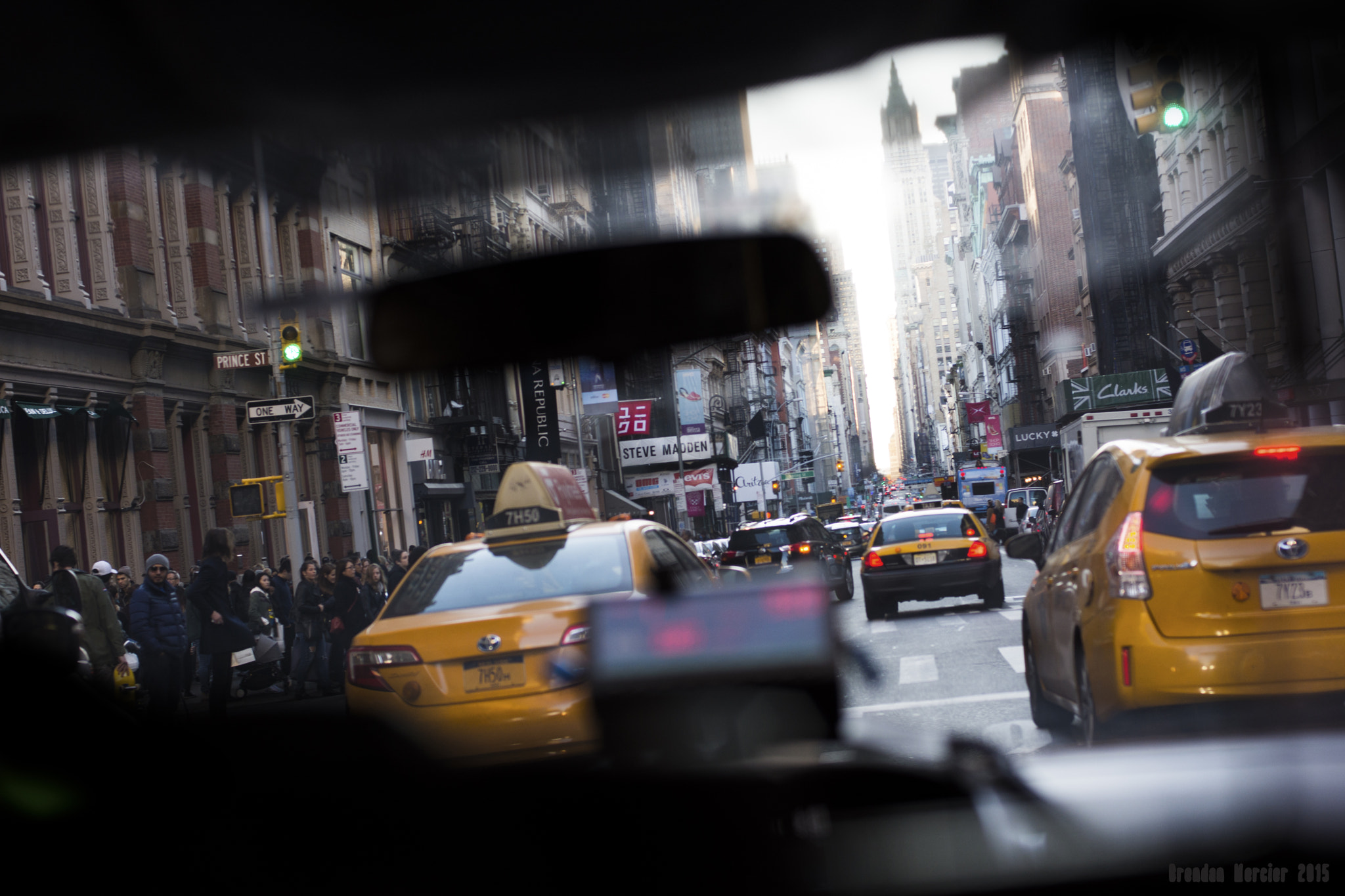 Nikon D7200 + Nikon AF Nikkor 50mm F1.4D sample photo. Taxi down broadway photography