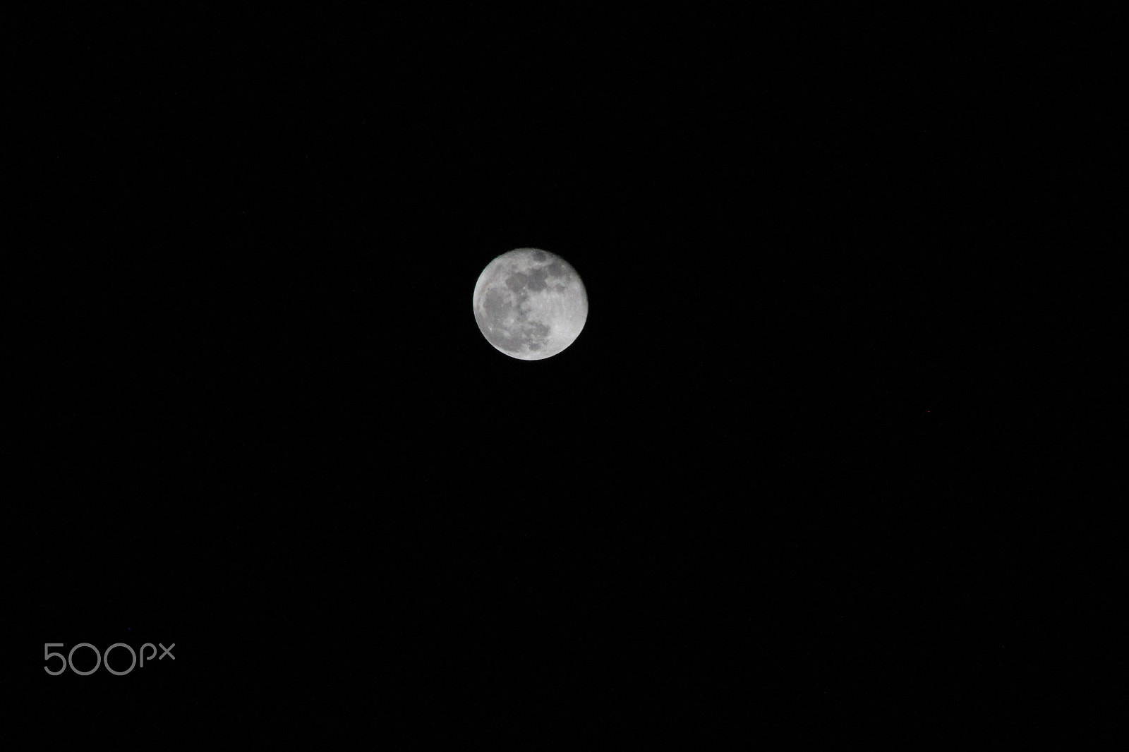 Canon EOS 550D (EOS Rebel T2i / EOS Kiss X4) + Tamron AF 18-250mm F3.5-6.3 Di II LD Aspherical (IF) Macro sample photo. Second try the moon photography