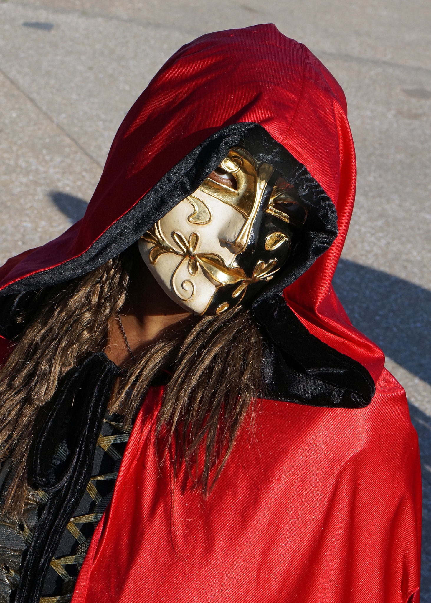 Sony Alpha NEX-6 + E 50mm F1.8 OSS sample photo. A masked stare photography