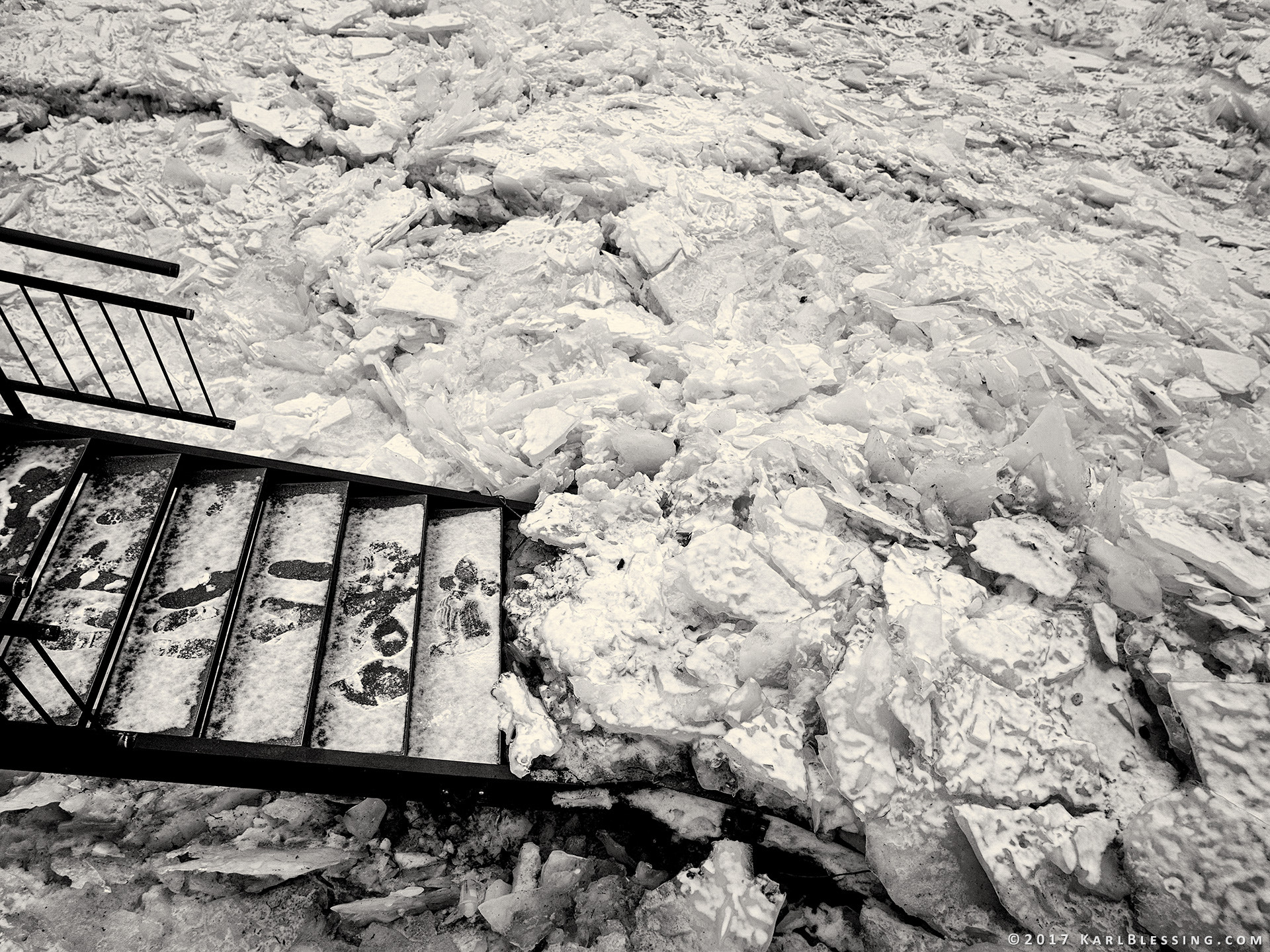 Olympus OM-D E-M5 sample photo. The boardwalk is closed photography