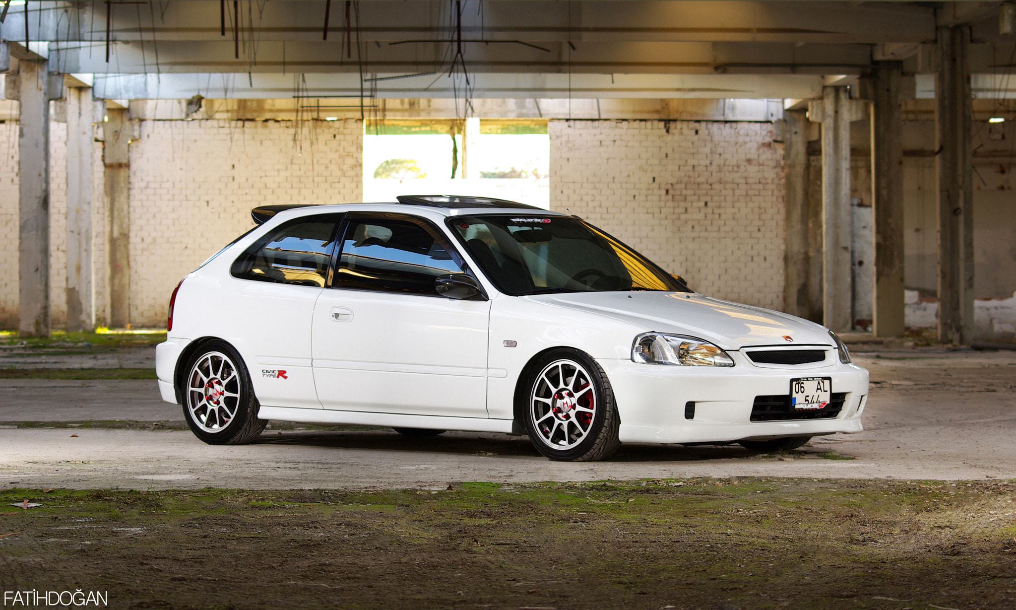 White type. Honda Civic ek9 белый. Civic Type-r ek9 белый. Хонда Цивик тайп р ек9 хот Вилс. Civic Ek с люком белый ТАЙПР