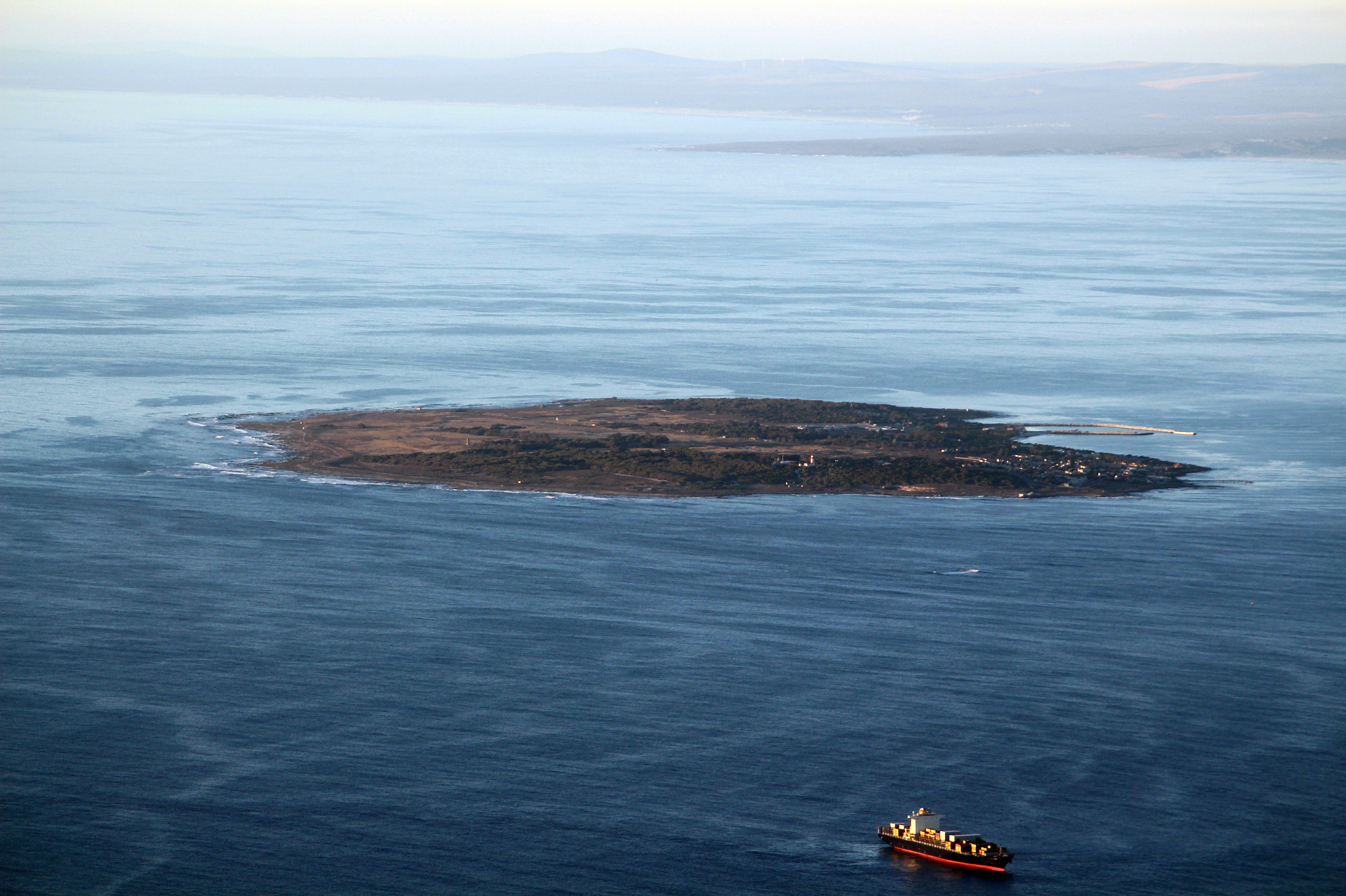 Canon EF 55-200mm F4.5-5.6 II USM sample photo. Robben island photography