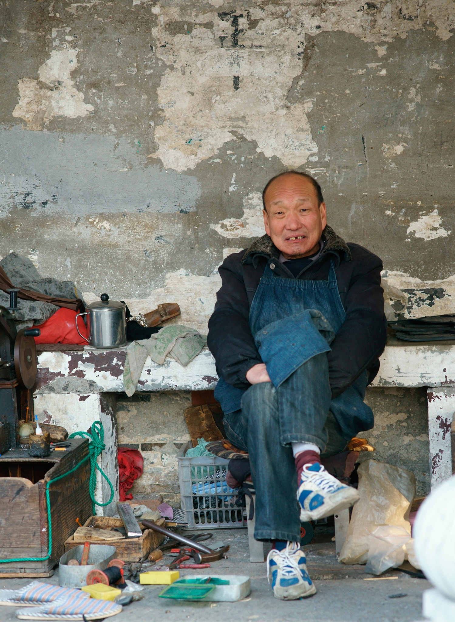 Sony Sonnar T* 135mm F1.8 ZA sample photo. Small business photography