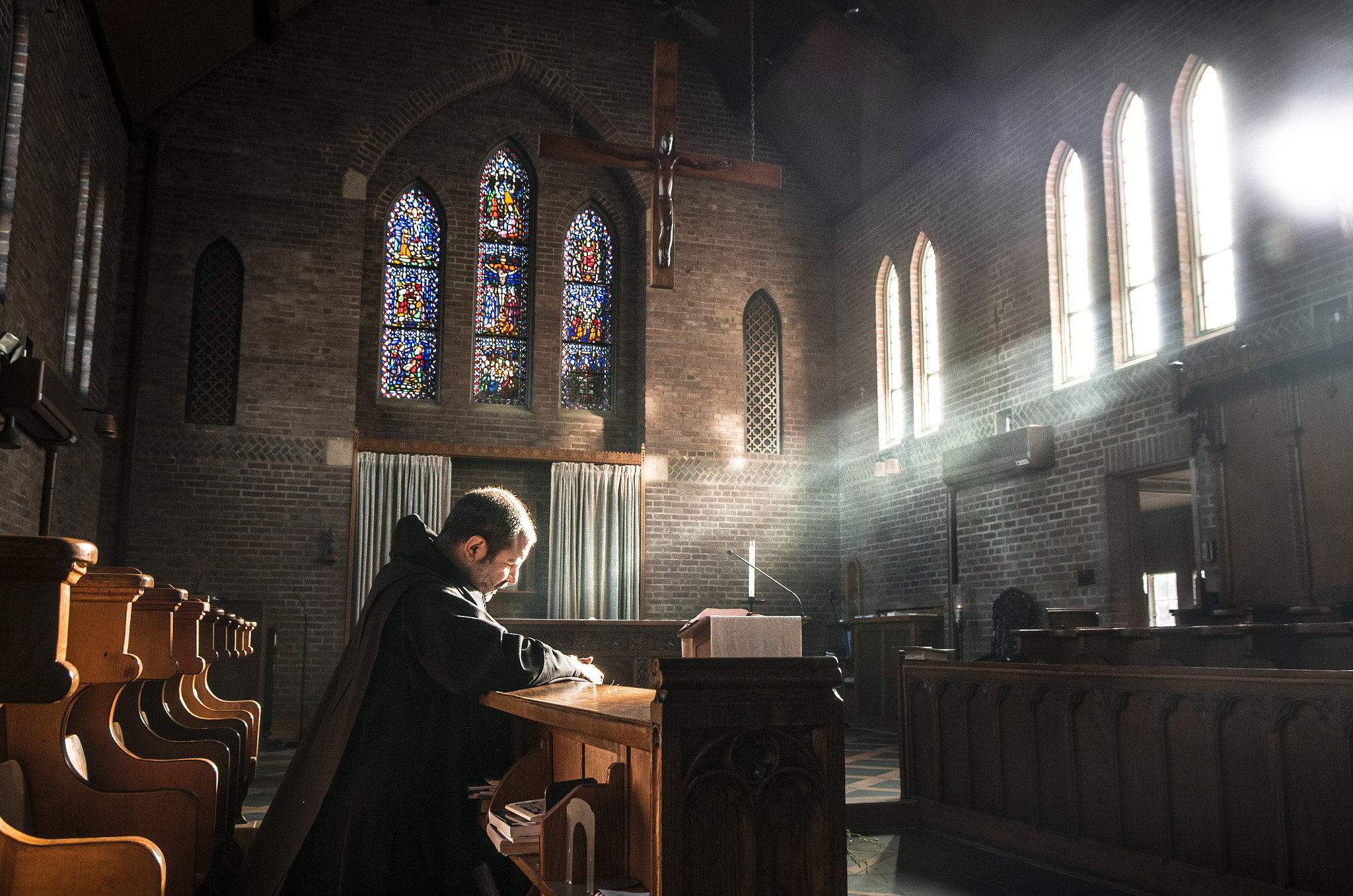 Pentax K-30 sample photo. Prayer photography