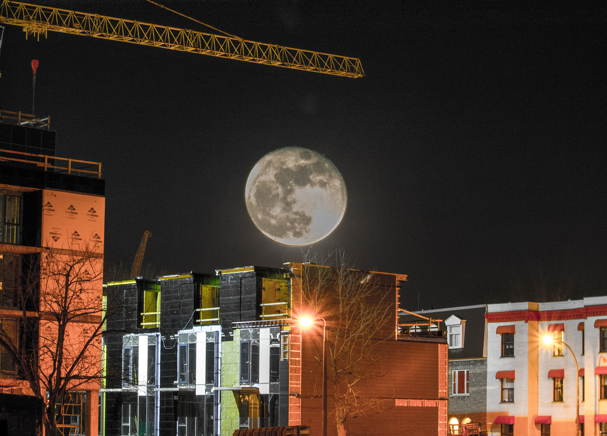Canon EF-S 55-250mm F4-5.6 IS STM sample photo. Moon under construction photography