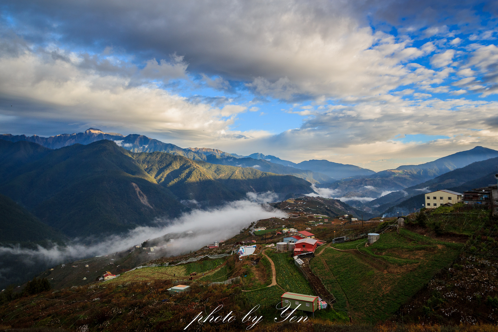 Canon EF 16-35mm F2.8L II USM sample photo. Morning photography