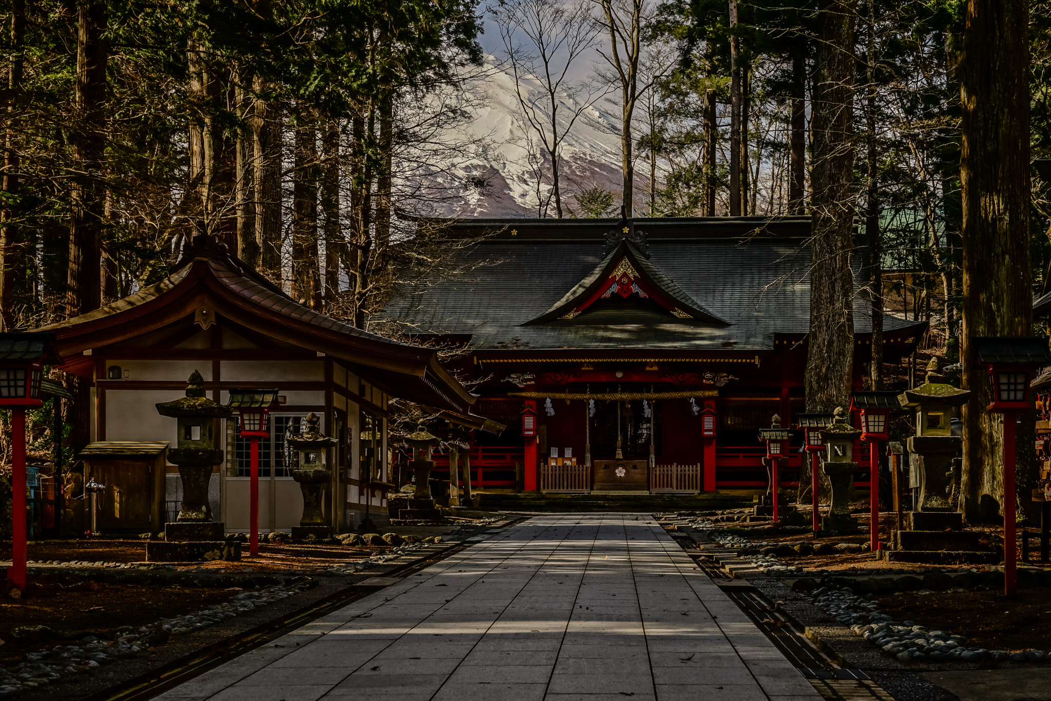 Sony a7 II + Sony FE 24-70mm F2.8 GM sample photo. Fuji sengen shrine photography