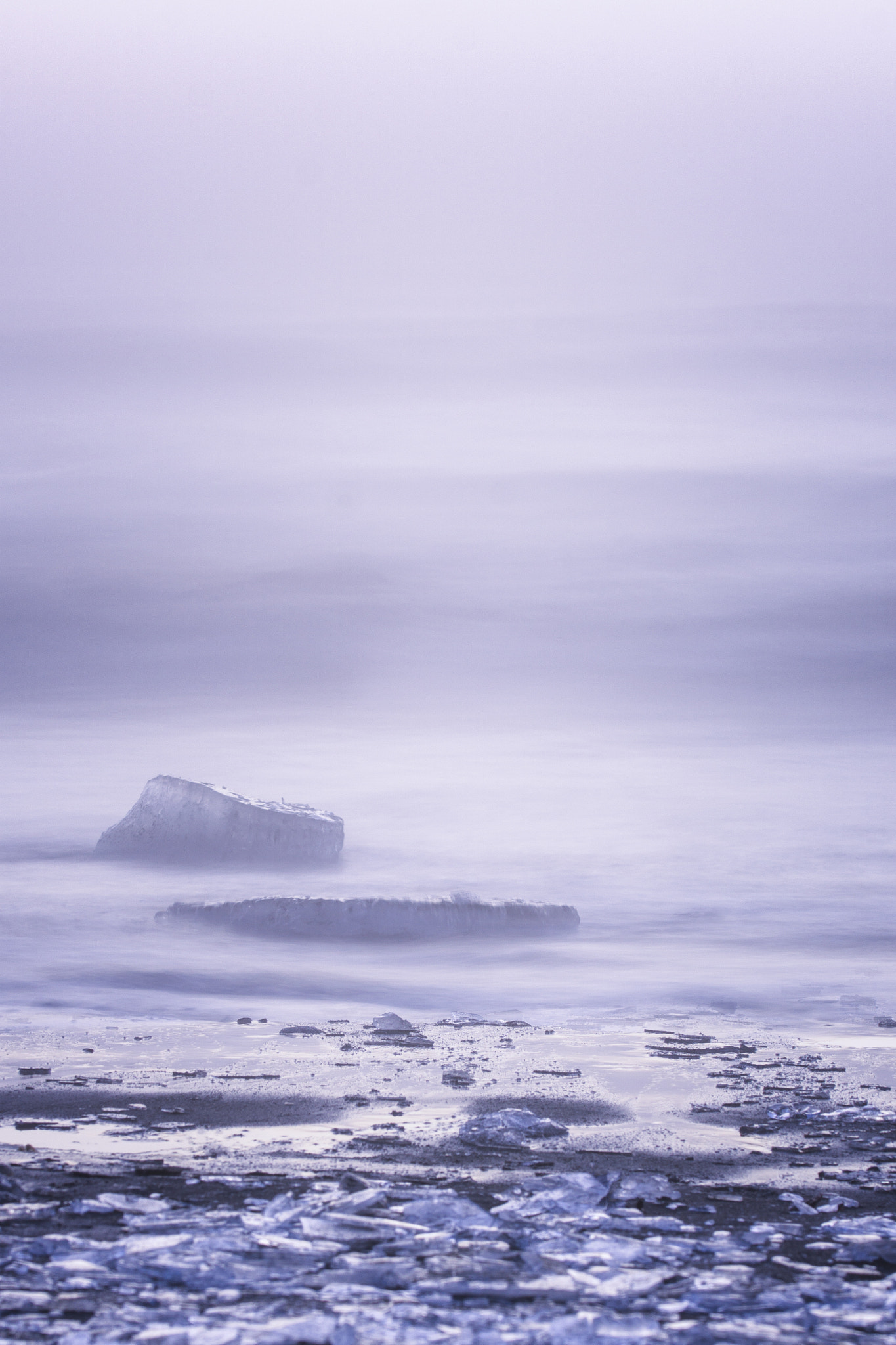 Sony a6000 + 90mm F2.8 Macro SSM sample photo. Icy morning at the beach photography