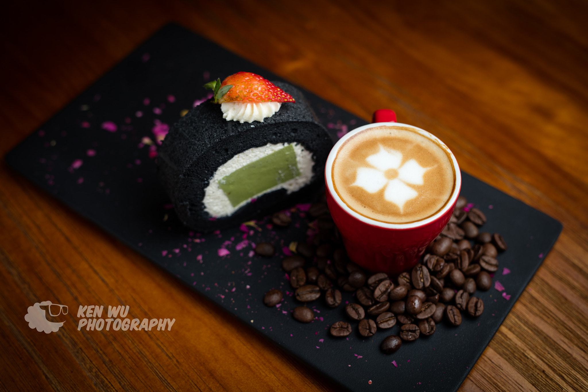 Sigma 50mm F1.4 EX DG HSM sample photo. Cafe photography