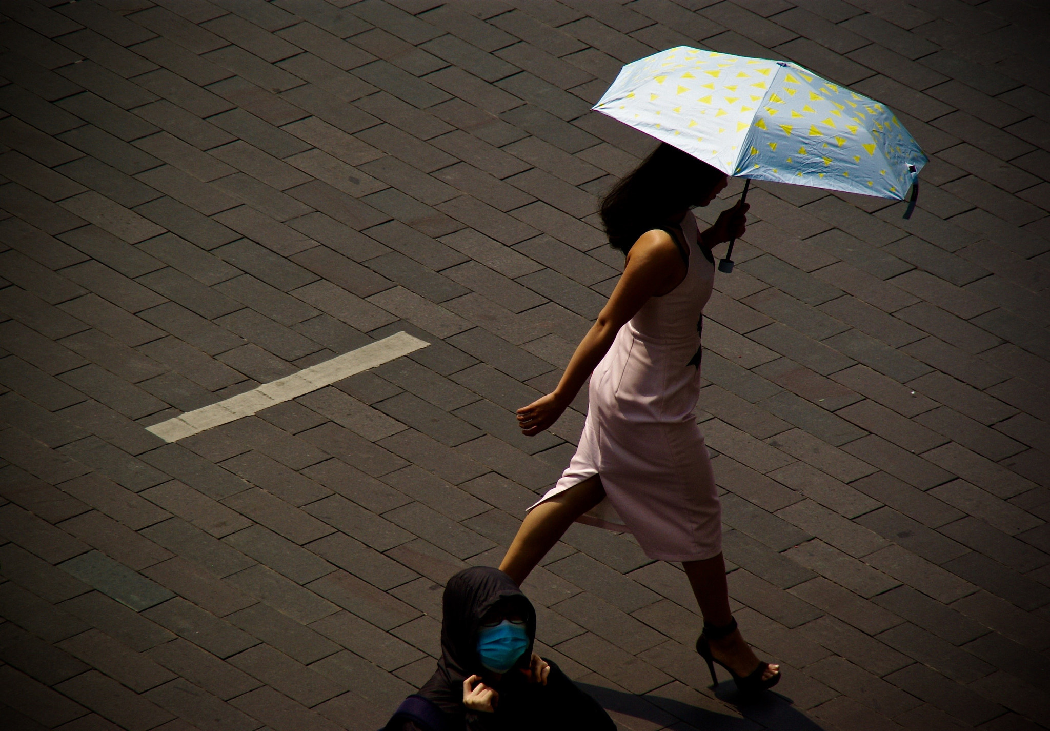 Pentax K10D + Tamron AF 18-200mm F3.5-6.3 XR Di II LD Aspherical (IF) Macro sample photo. My photo walk vietnam(parasol) photography