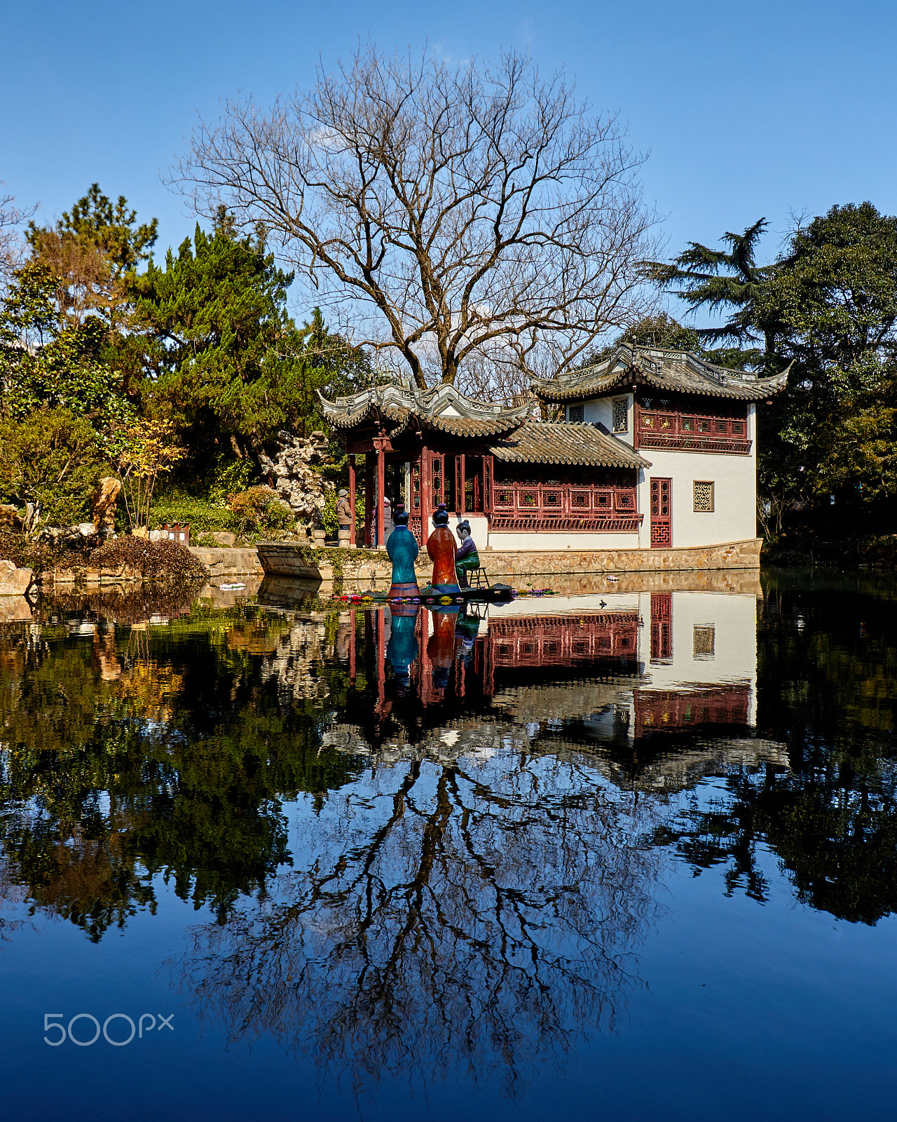 Canon EF 16-35mm F2.8L II USM sample photo. A traditional chinese garden photography