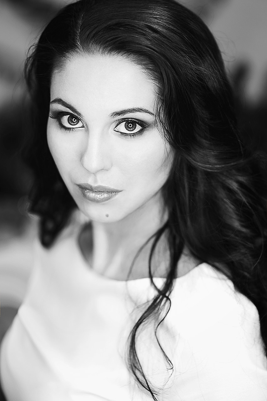 Sigma 85mm F1.4 EX DG HSM sample photo. Olga (ring lamp) photography