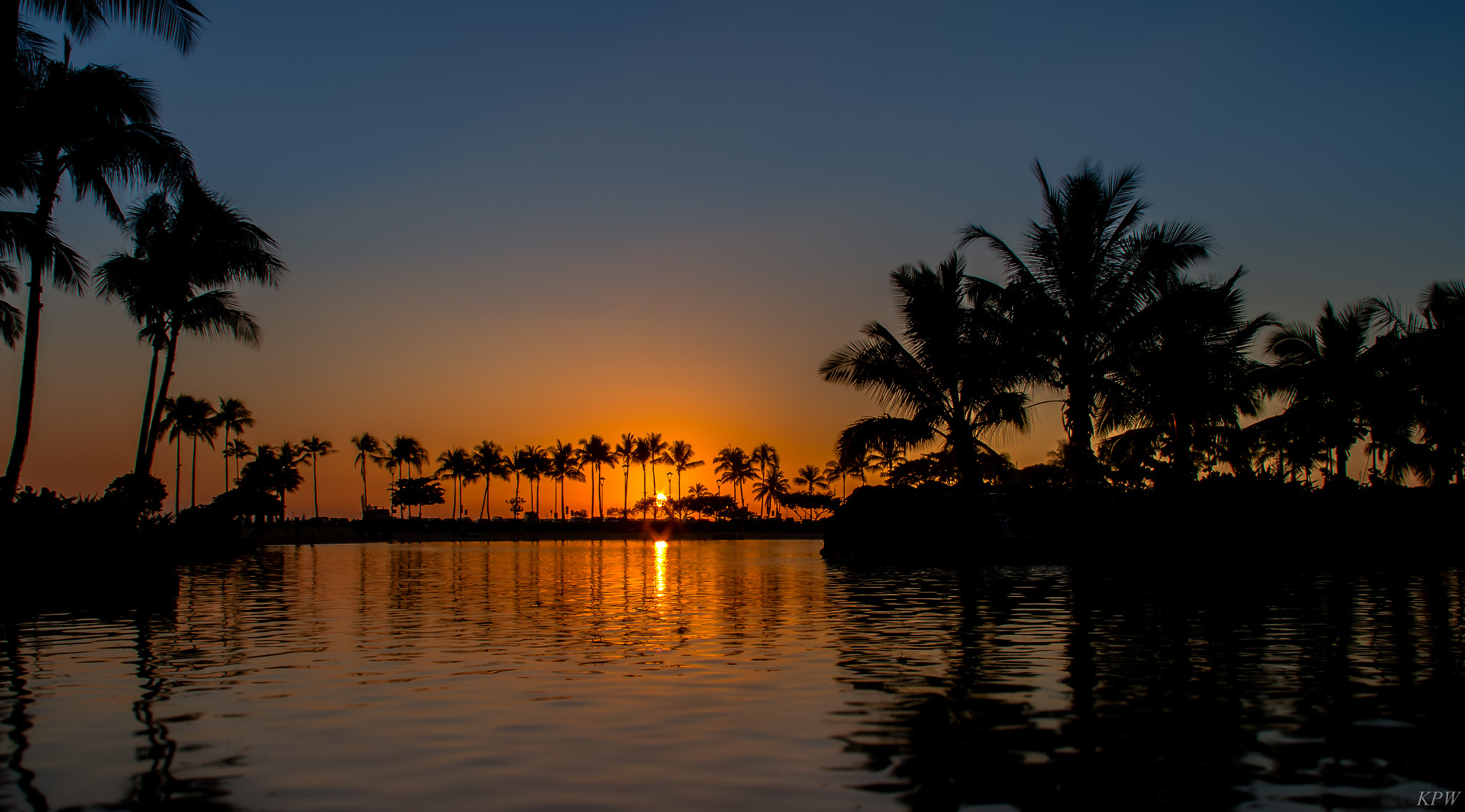 Canon EF 20mm F2.8 USM sample photo. Sunset hawaii photography