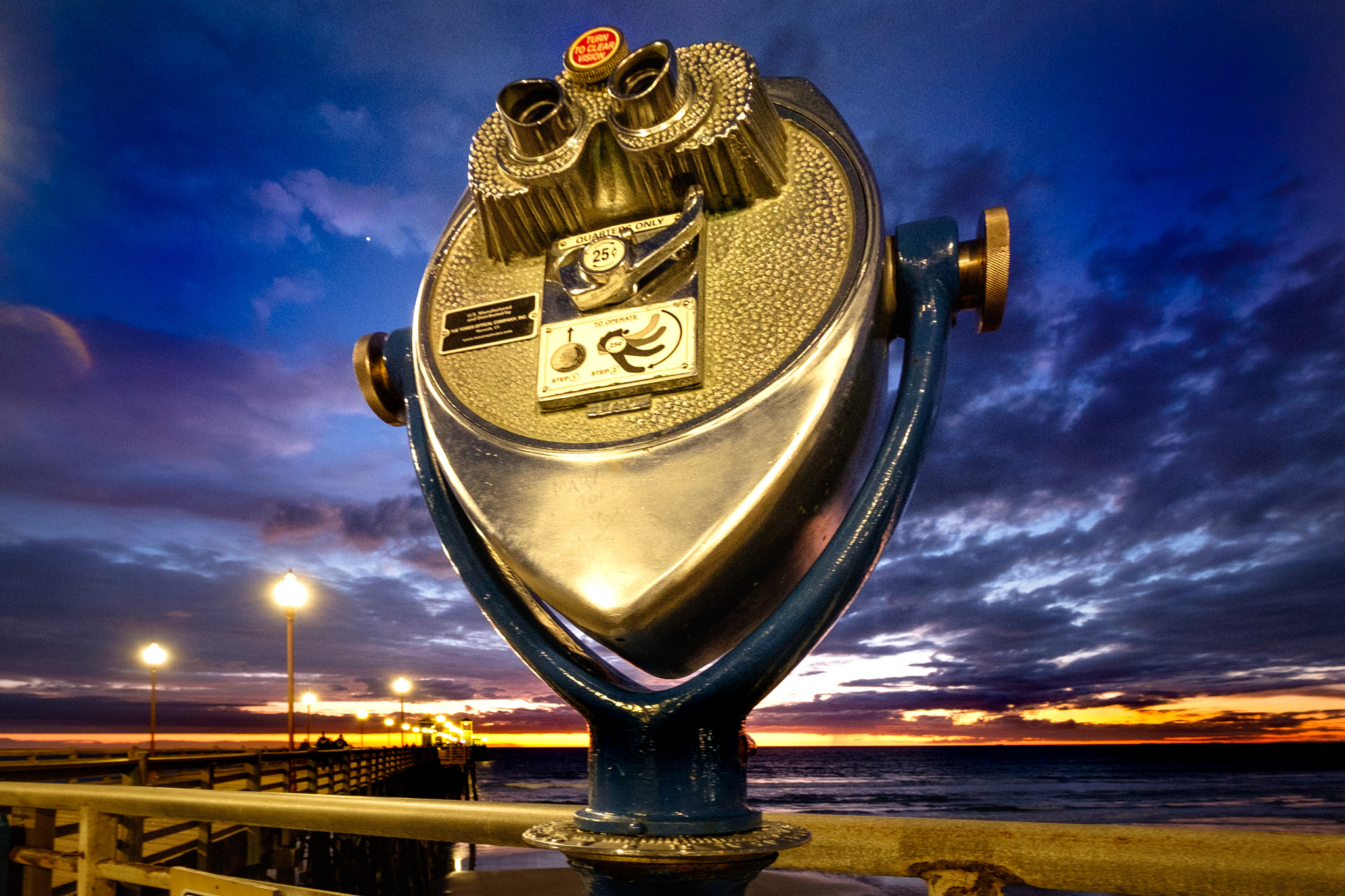 Fujifilm X-T10 + Fujifilm XF 10-24mm F4 R OIS sample photo. Viewing from the pier photography