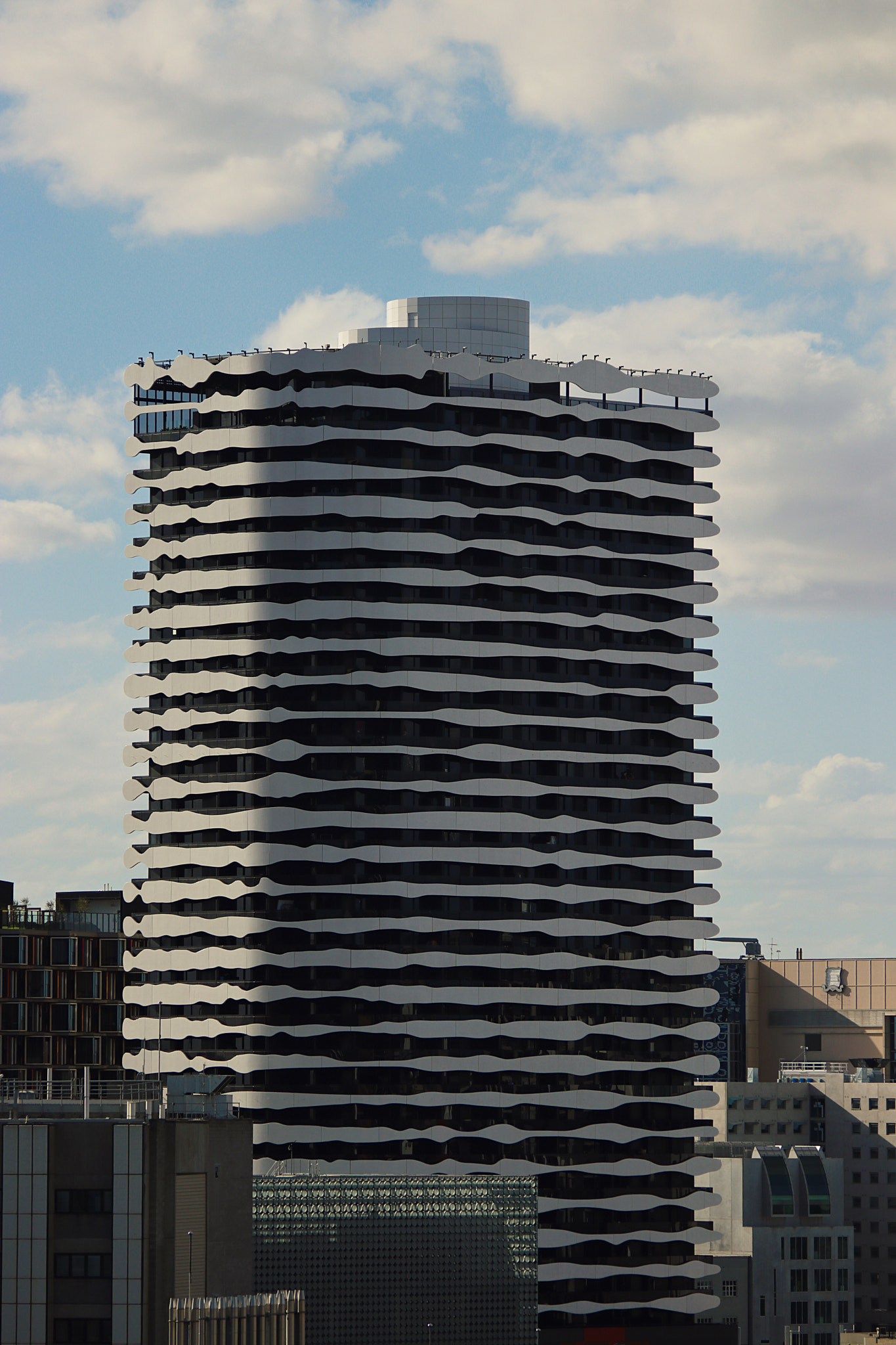 Sigma 70-200mm F2.8 EX DG OS HSM sample photo. The building with the face photography