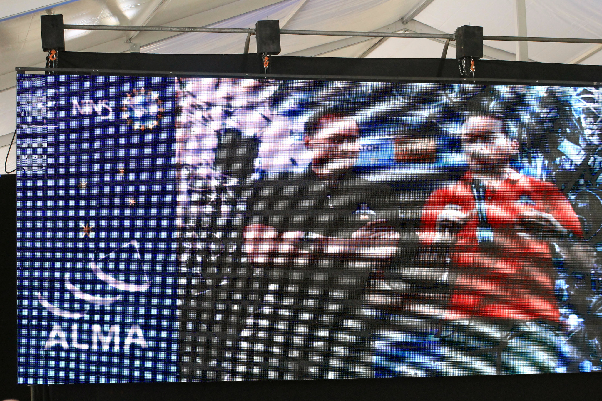 Canon EF 55-200mm F4.5-5.6 II USM sample photo. Greetings from the space photography
