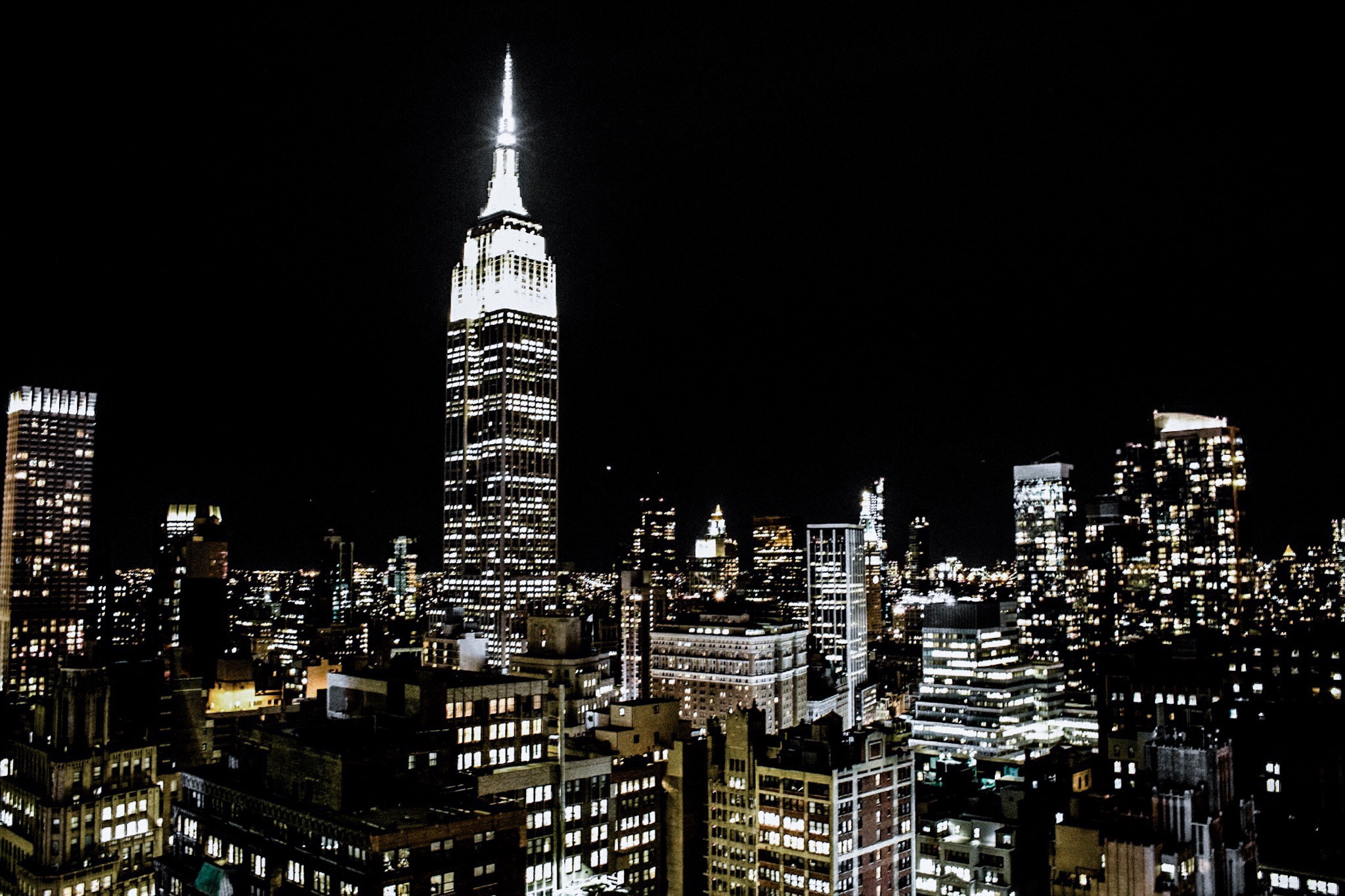 Canon EOS 600D (Rebel EOS T3i / EOS Kiss X5) sample photo. Empire state of mind photography
